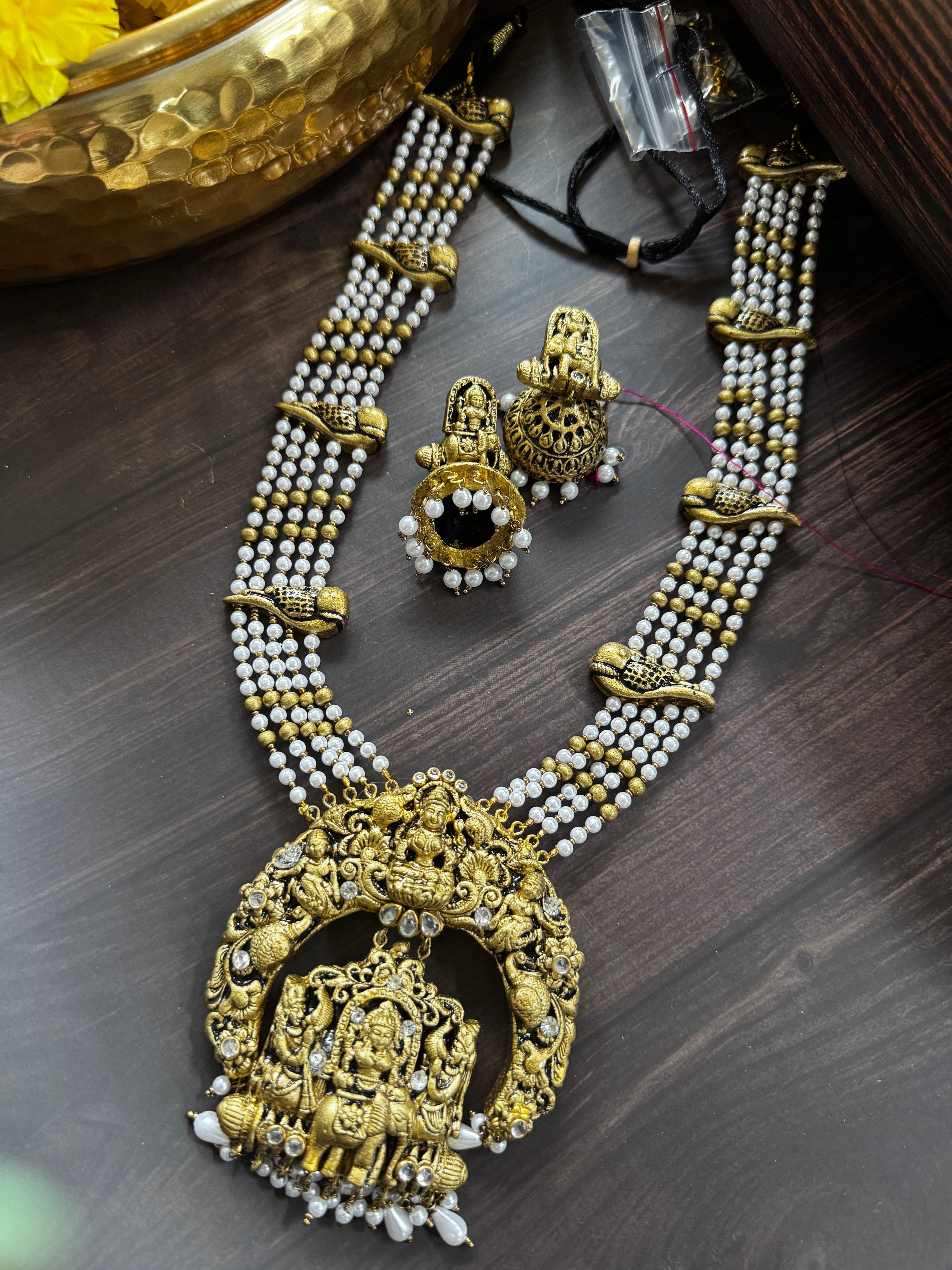 Terracotta Handmade Jewelery - Amodini