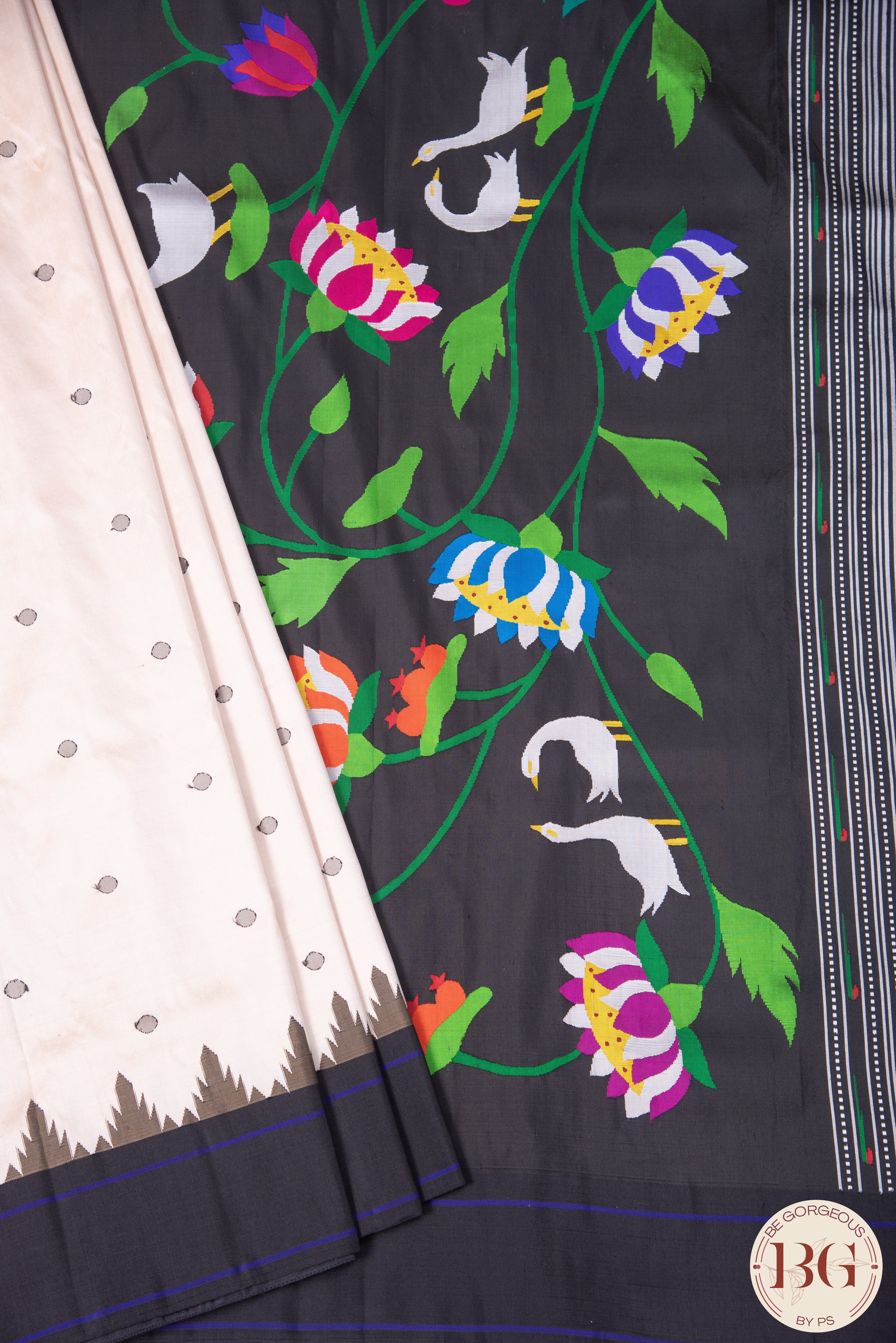 Paithani pure silk Panja Patta brocade saree - beige and black