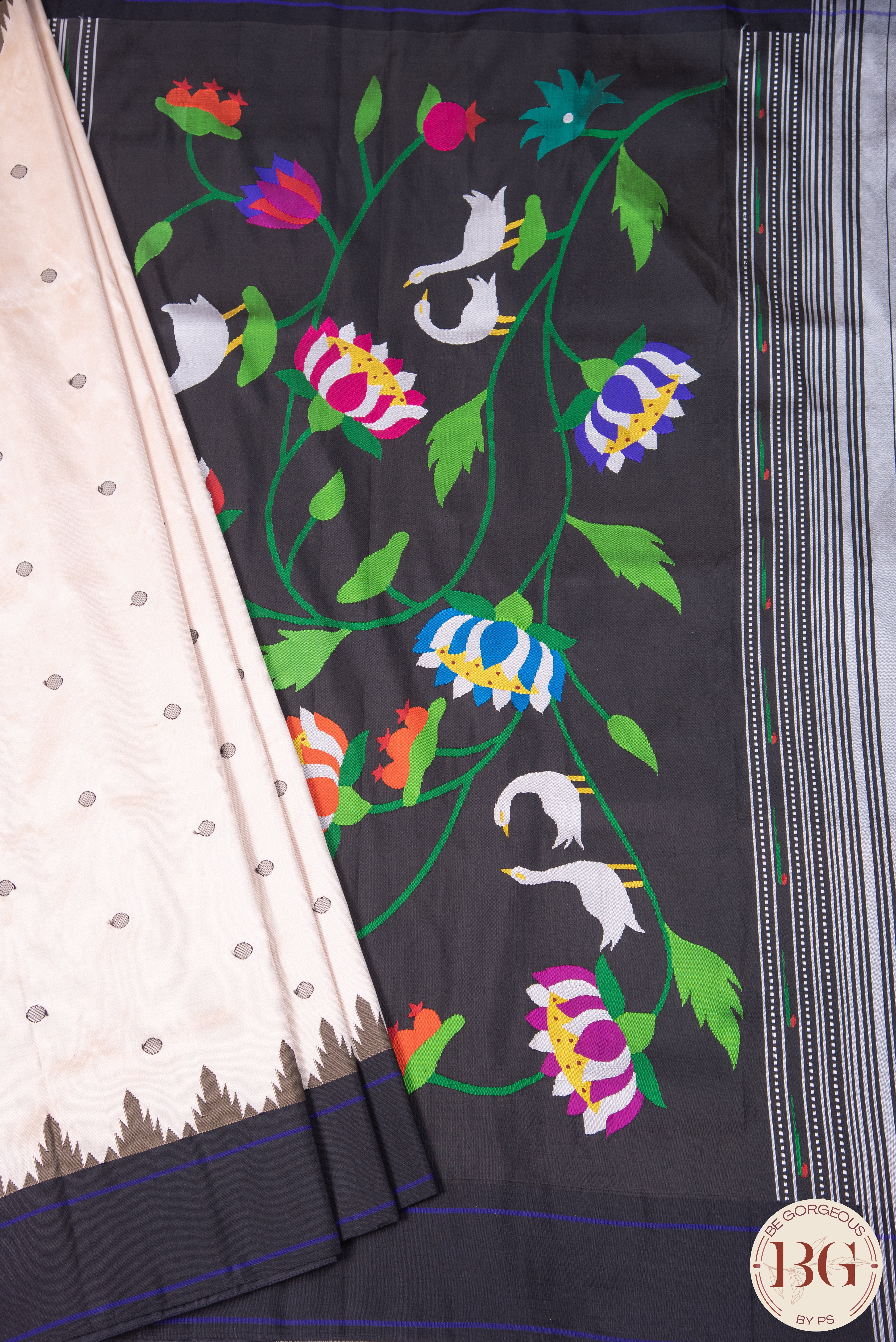 Paithani pure silk Panja Patta brocade saree - beige and black