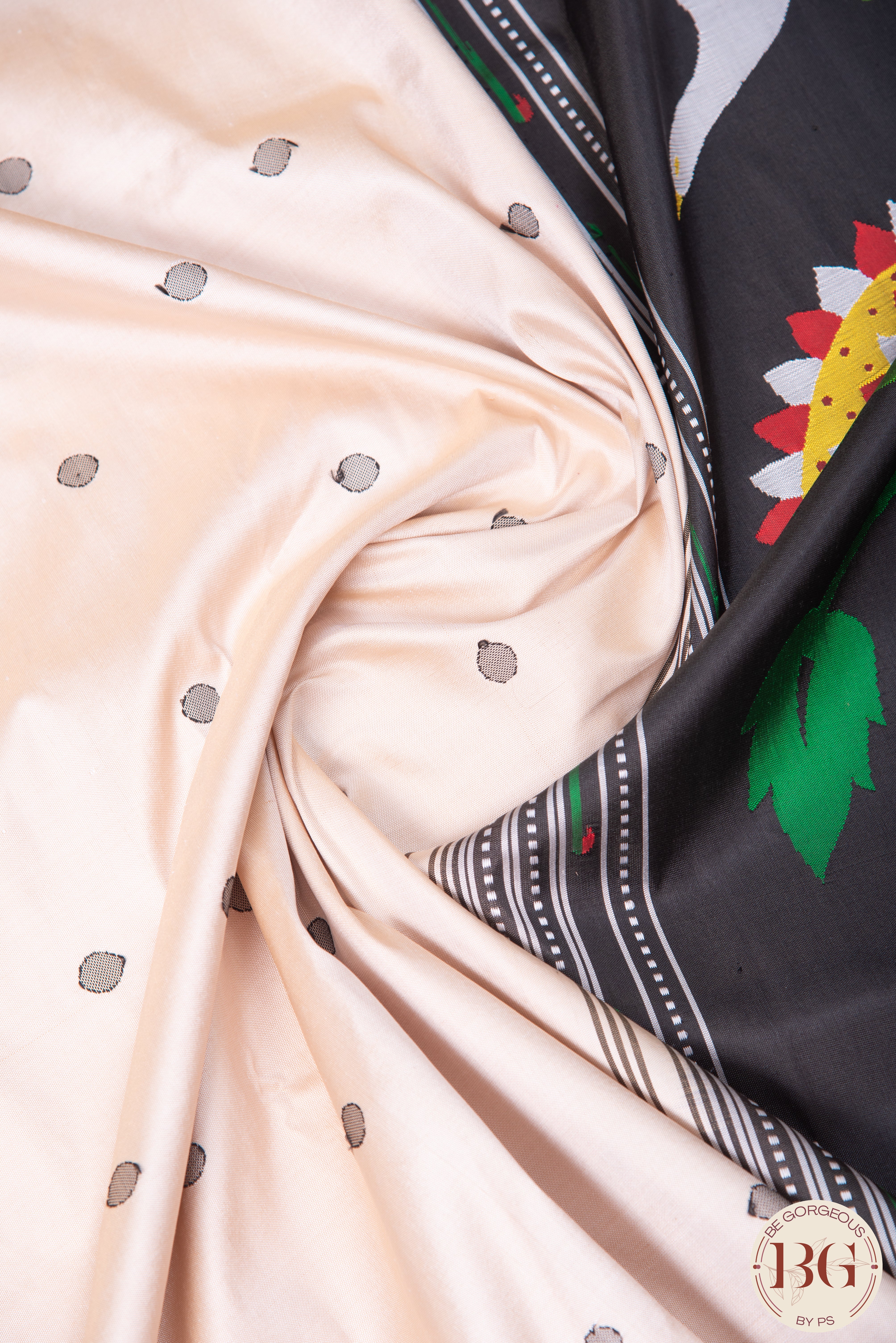 Paithani pure silk Panja Patta brocade saree - beige and black