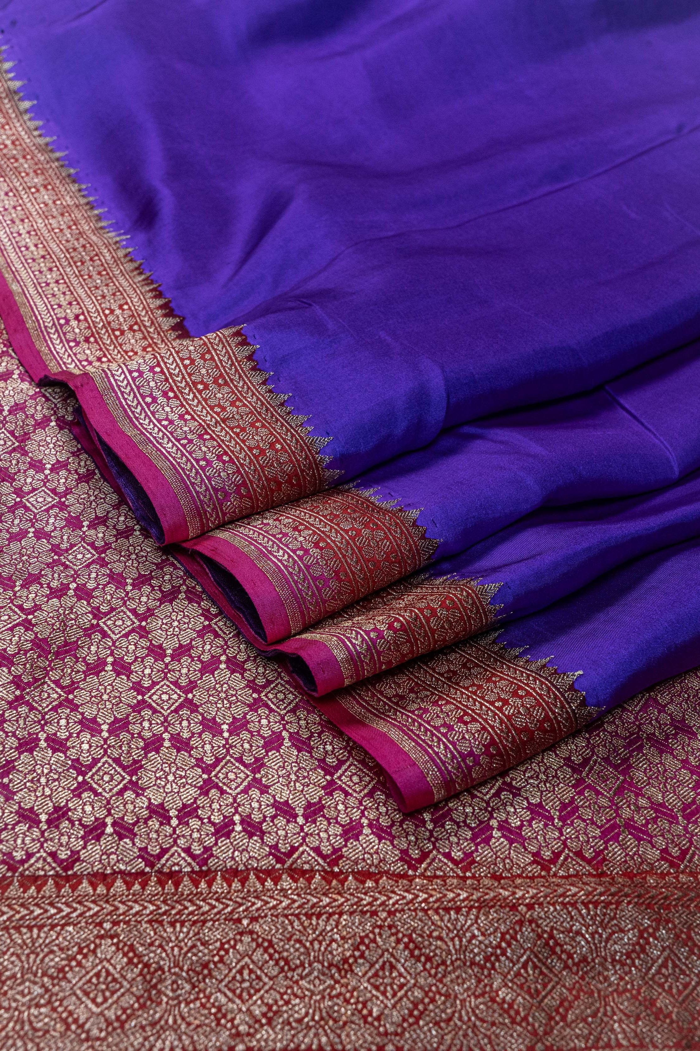 Banarasi Mashru Silk Circle Dye Saree - purple