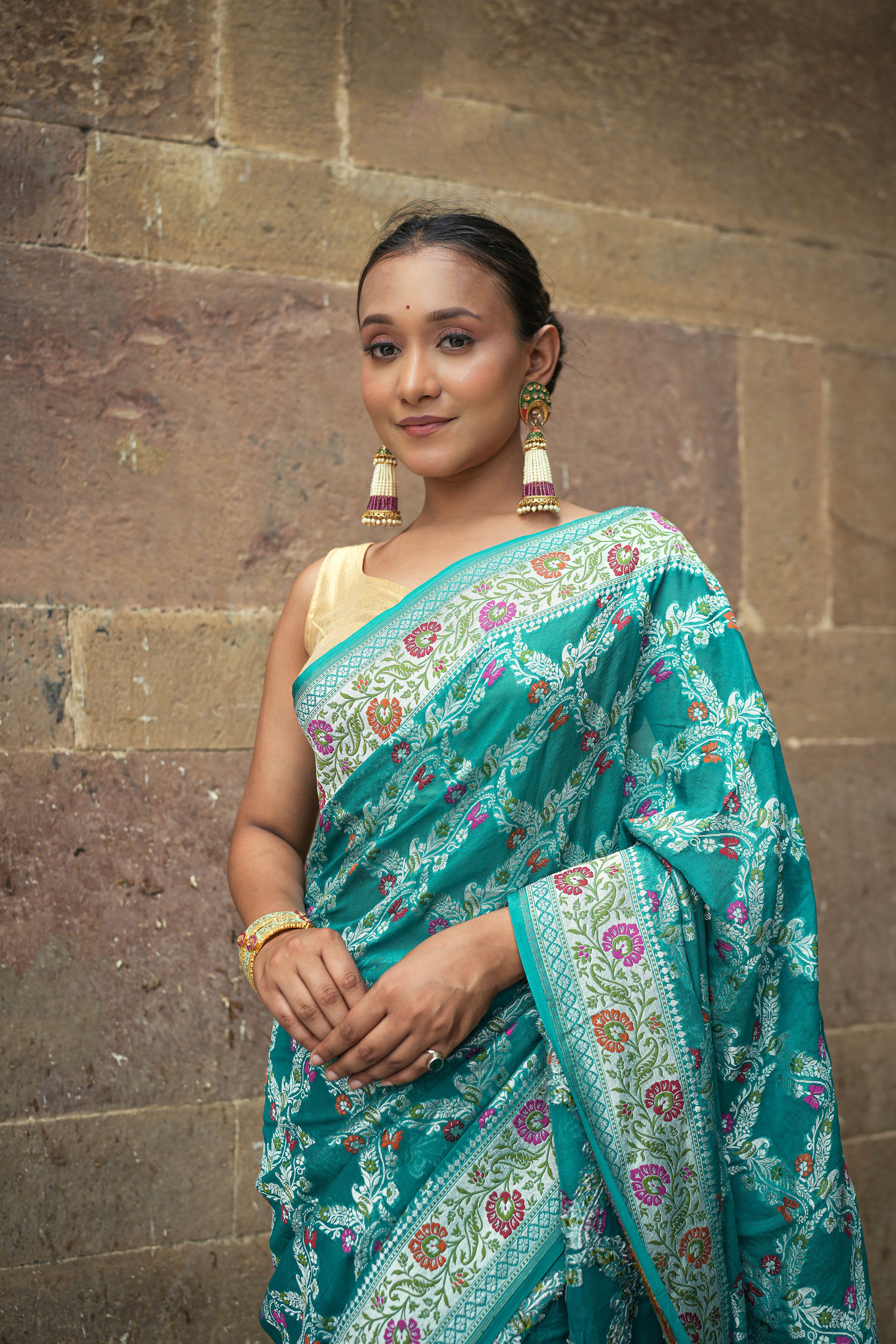 Khaddi Georgette Tilfi Meenakari Saree