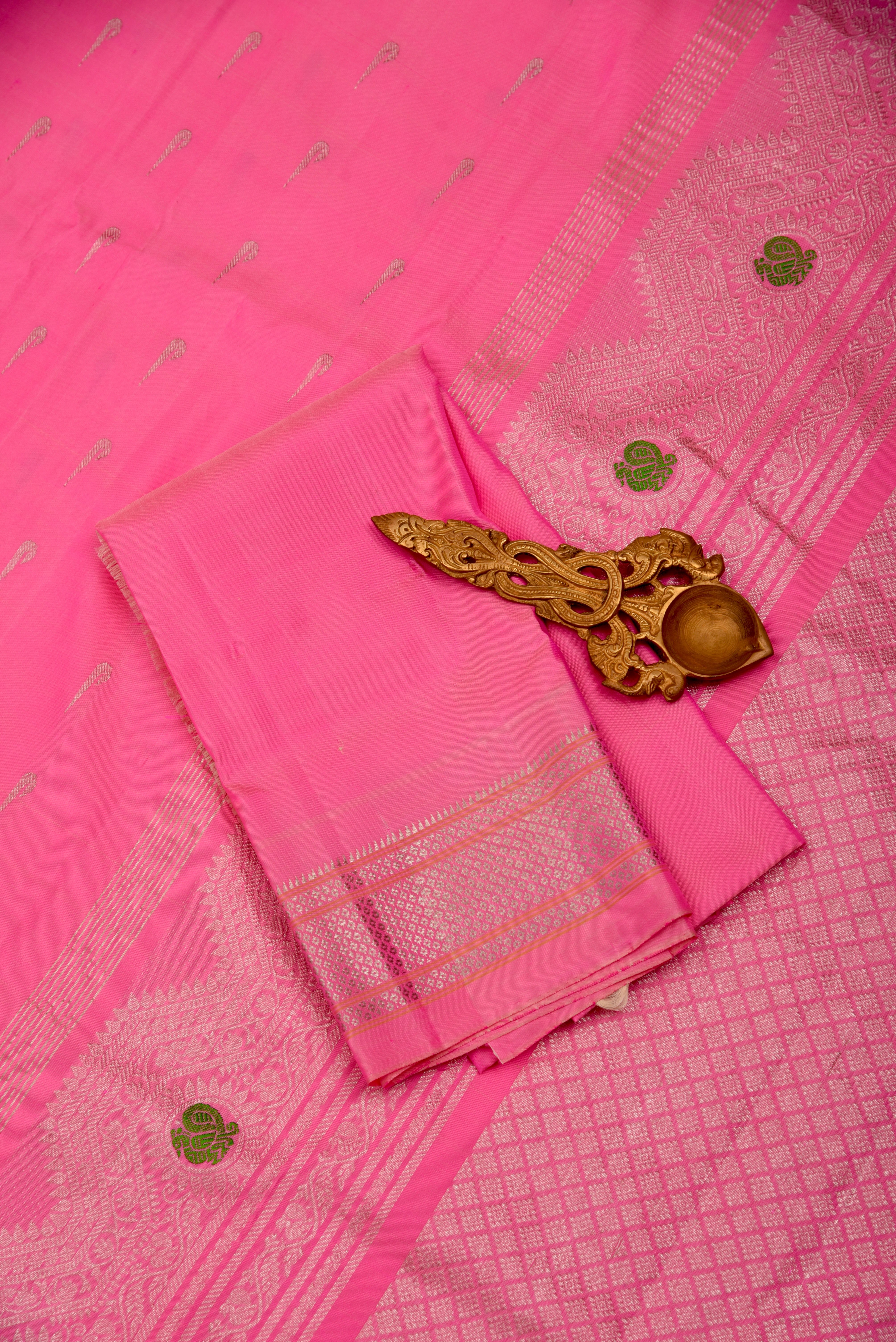 Gadwal Pure Silk Handloom Saree