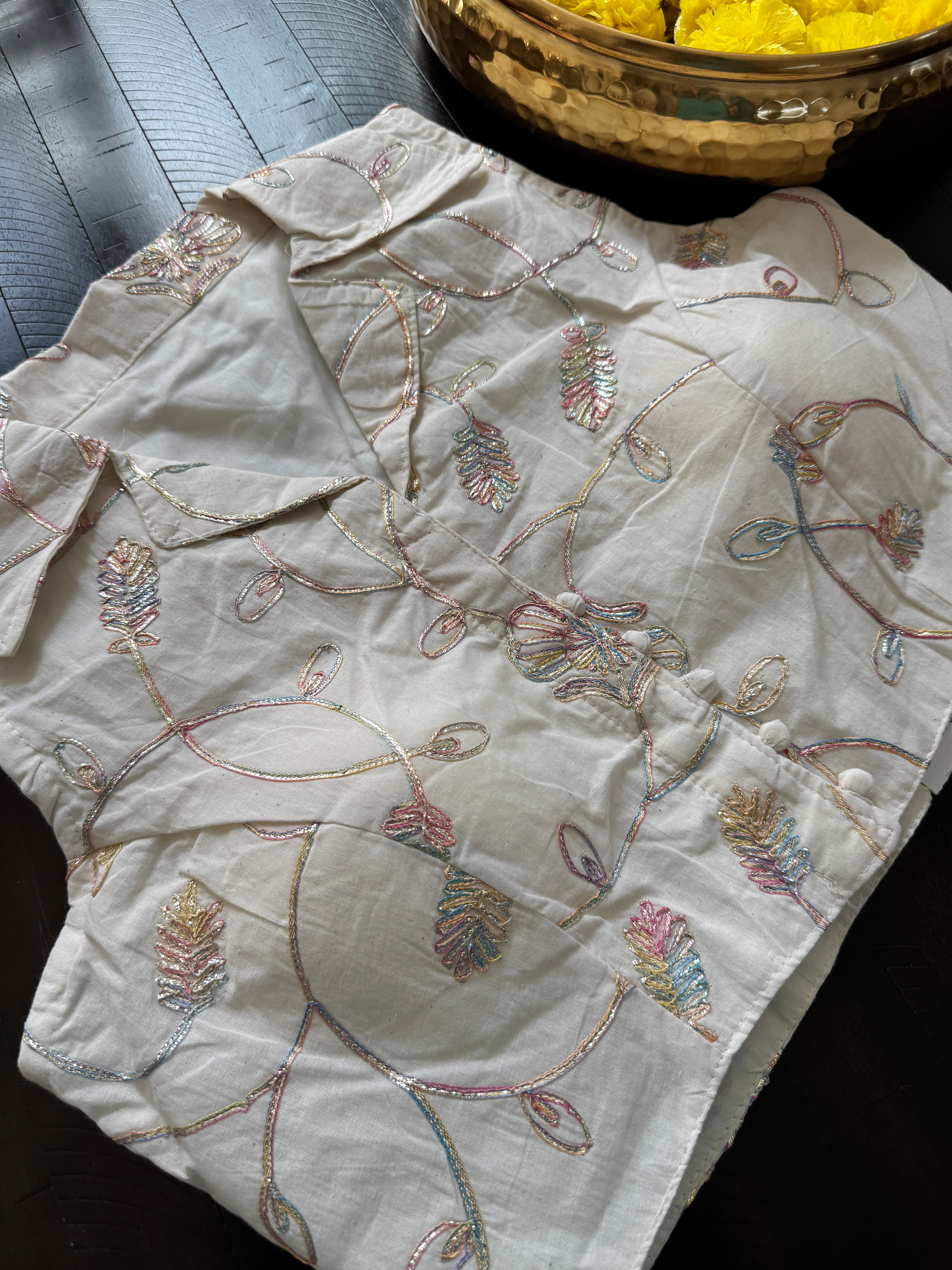 Readymade Padded Cotton front hooks sleeveless blouse