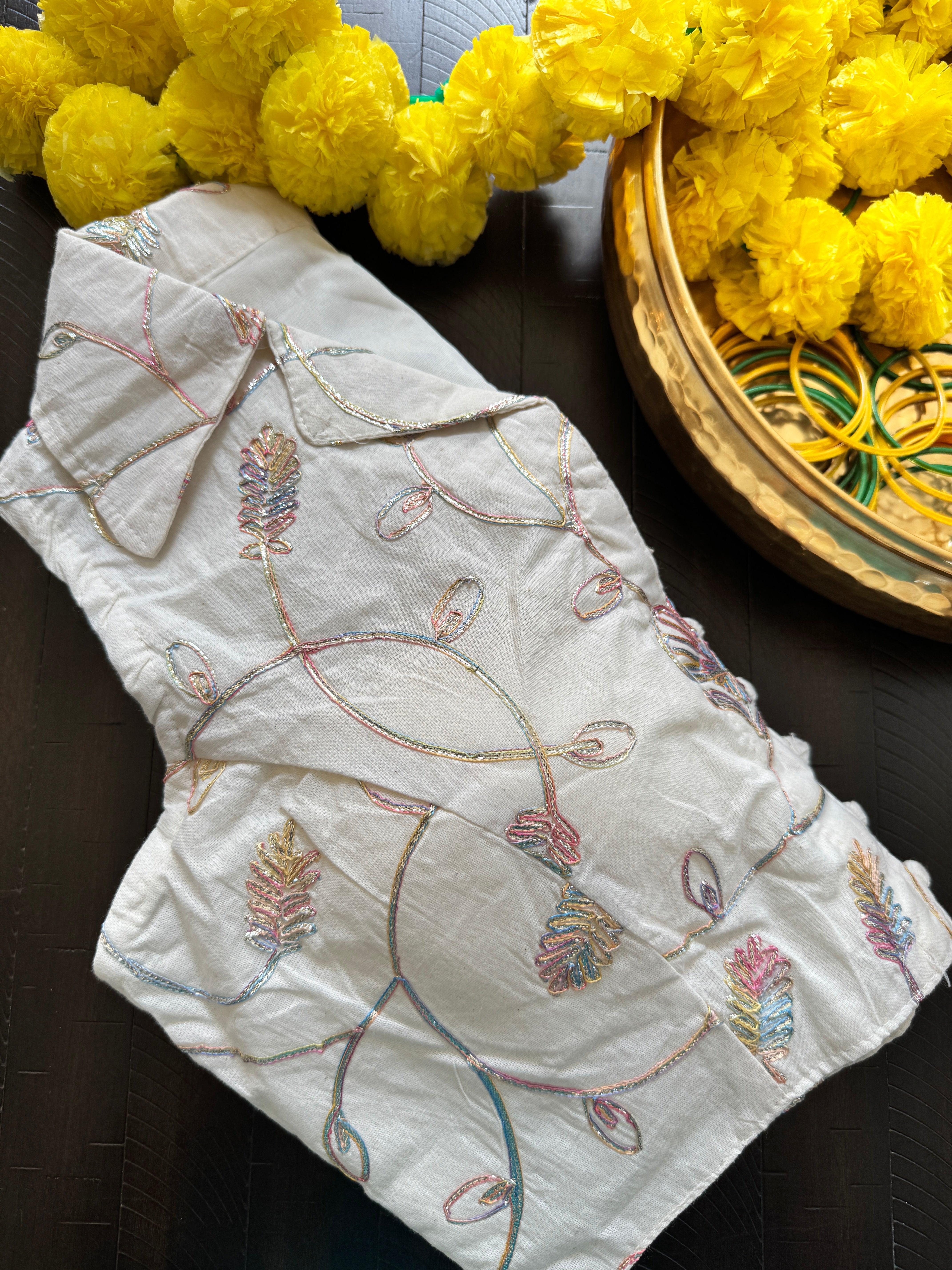 Readymade Padded Cotton front hooks sleeveless blouse