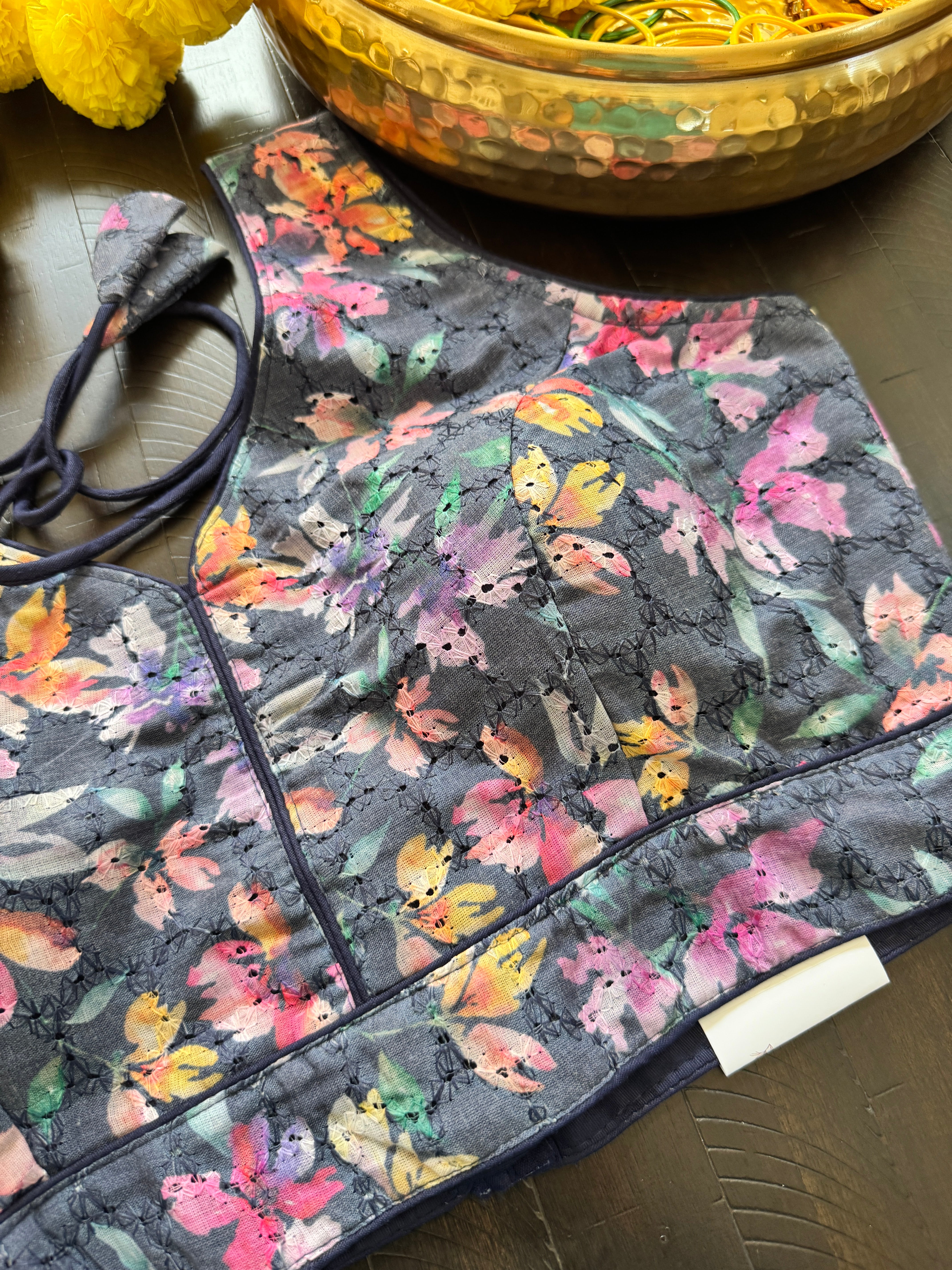 Readymade Padded Hakoba Cotton back hooks sleeveless blouse