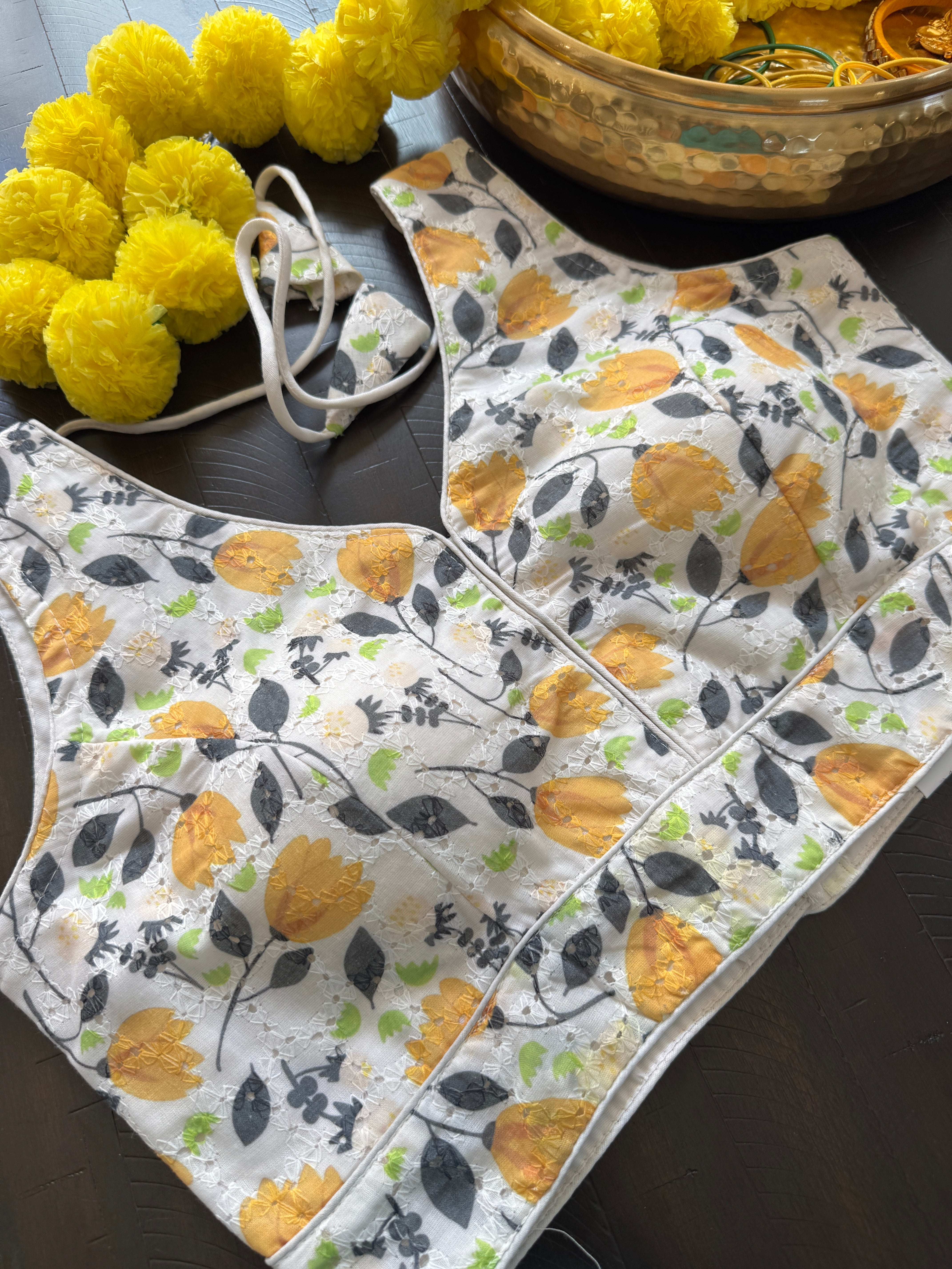 Readymade Padded Hakoba Cotton back hooks sleeveless blouse