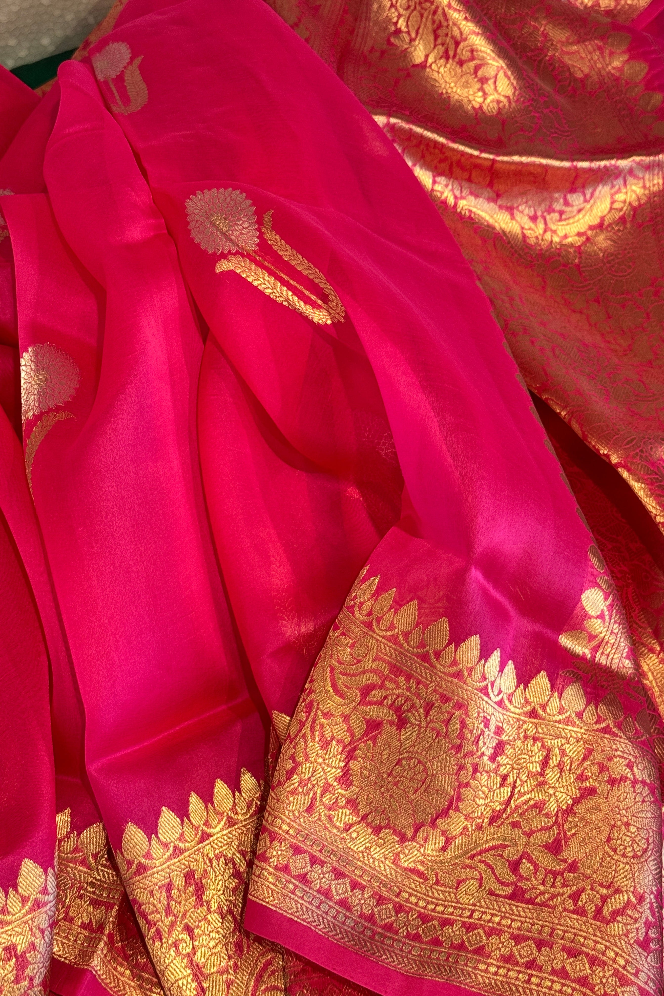 Banarasi Kora Organza Silk Handloom Saree - pink