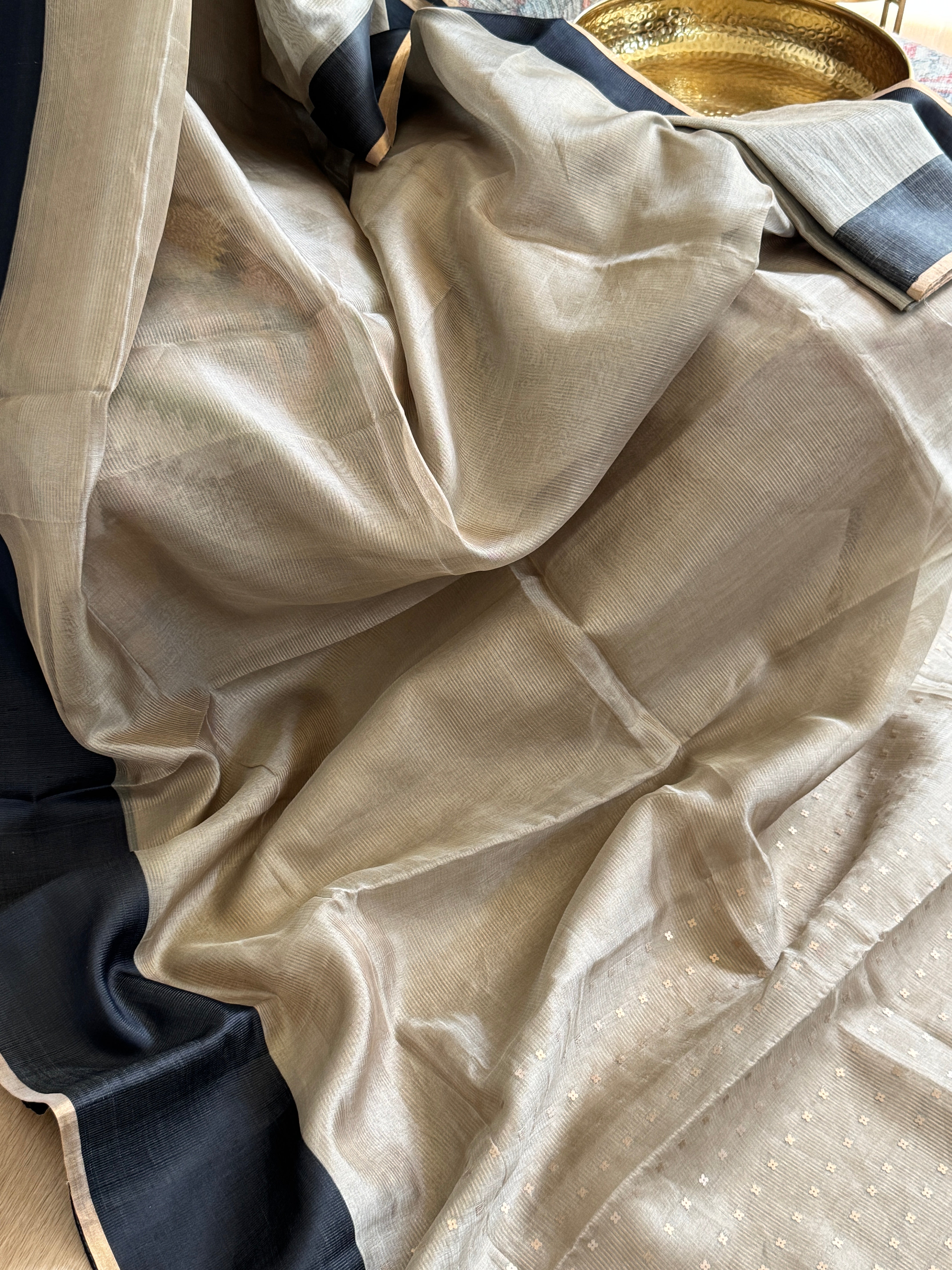 Silk Handloom Saree with weaving