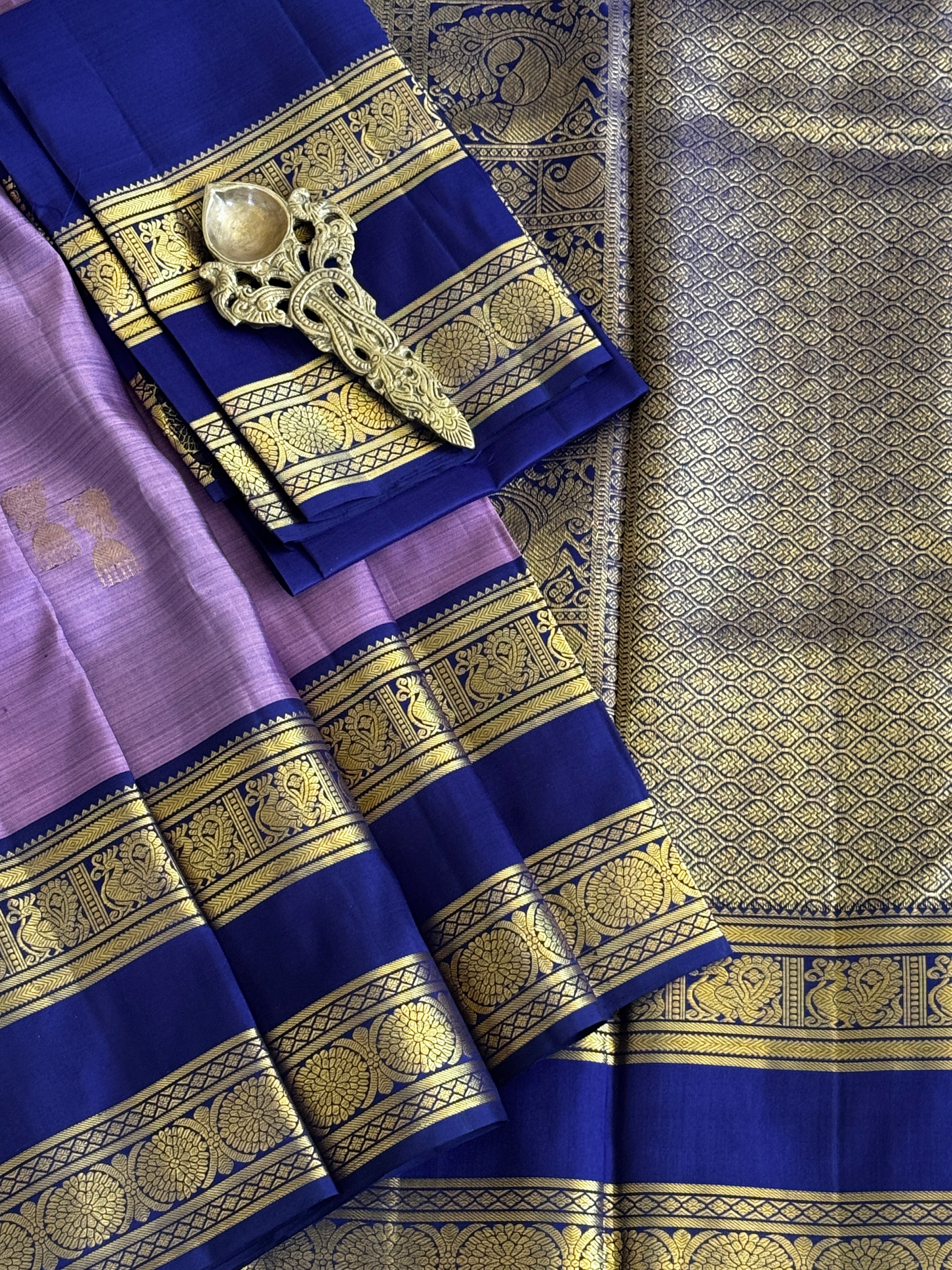 Kanjeevaram Pure silk handloom saree - lavendar