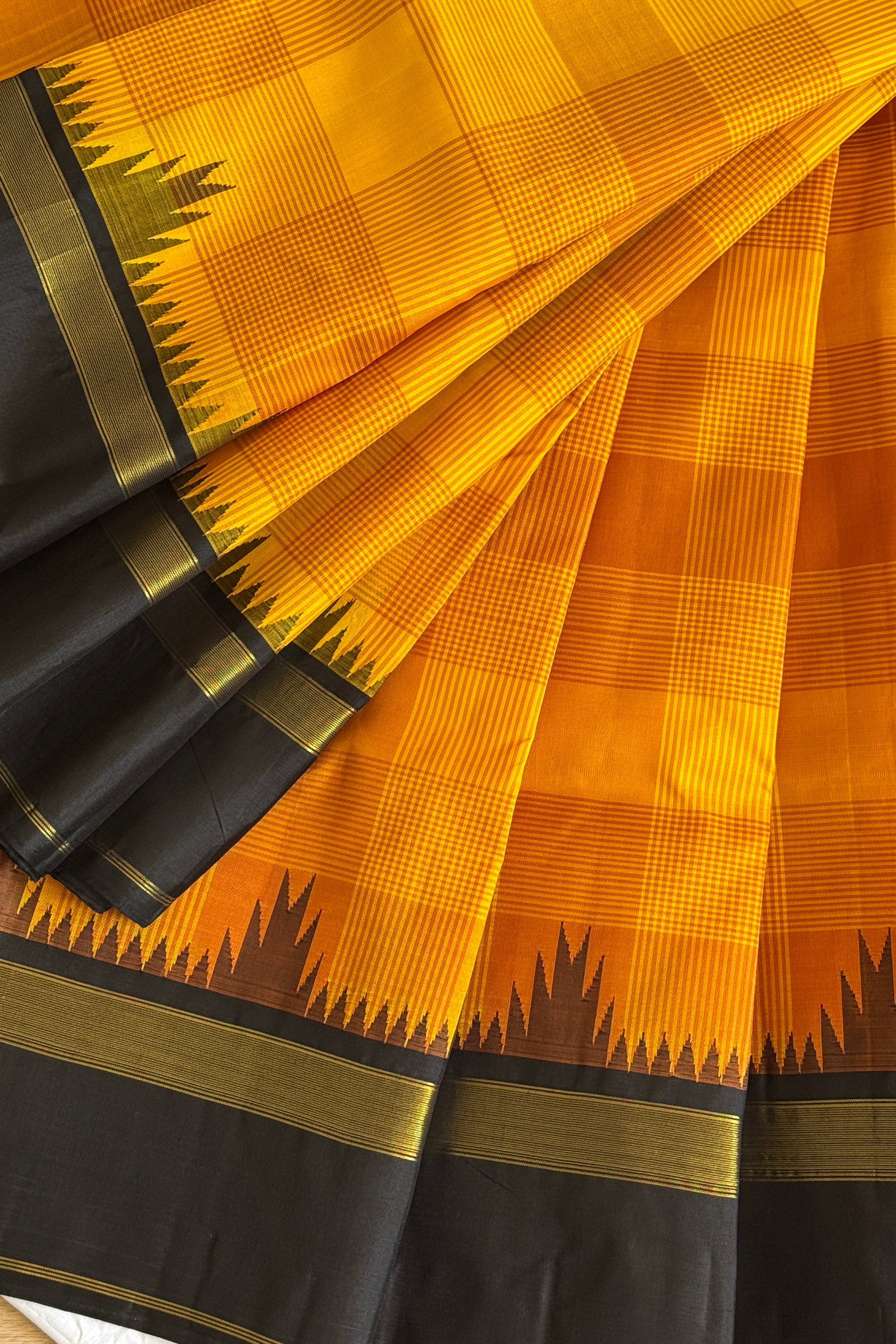 Kanjeevaram Handloom Pure Silk Kattam Saree