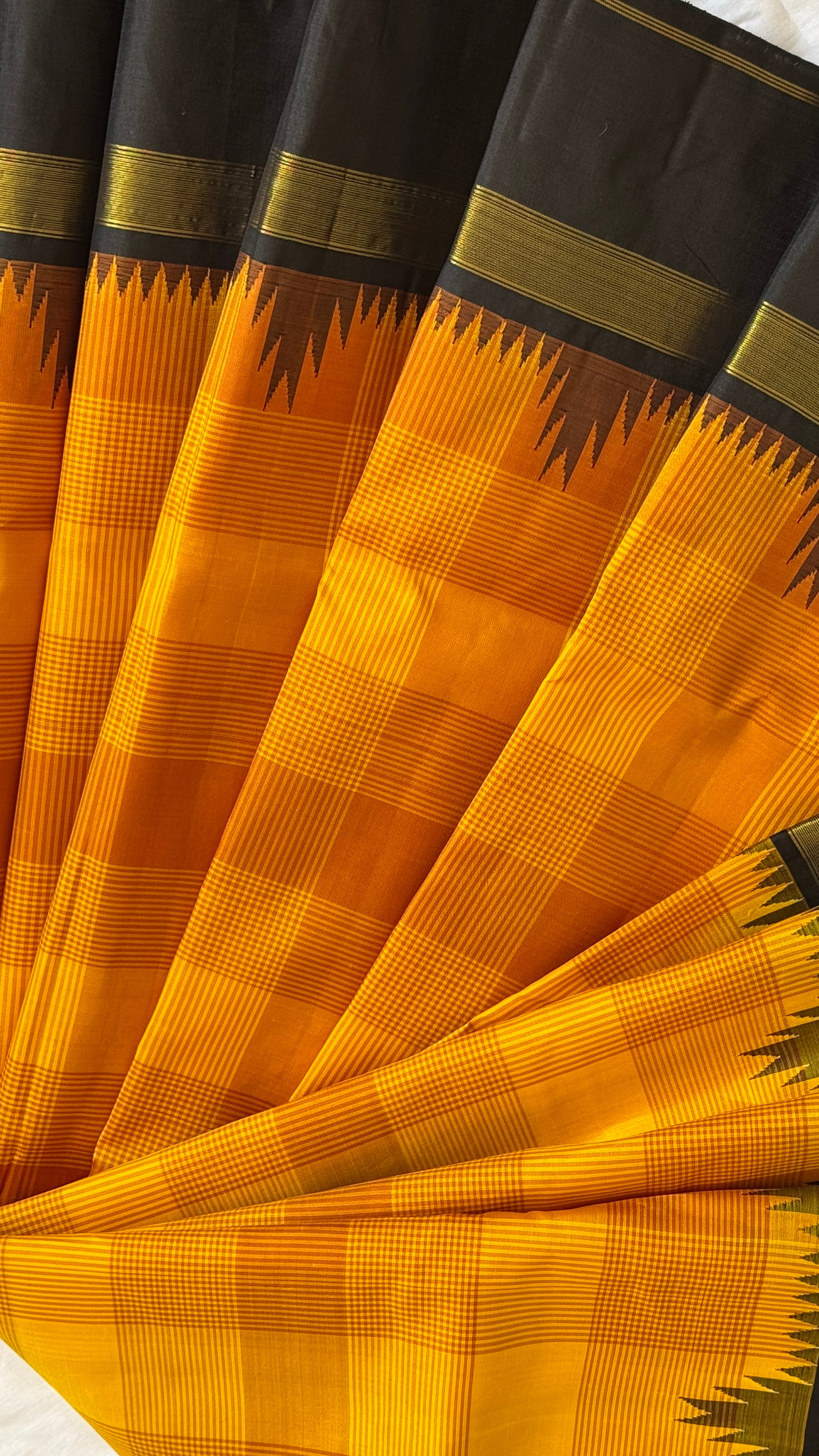 Kanjeevaram Handloom Pure Silk Kattam Saree