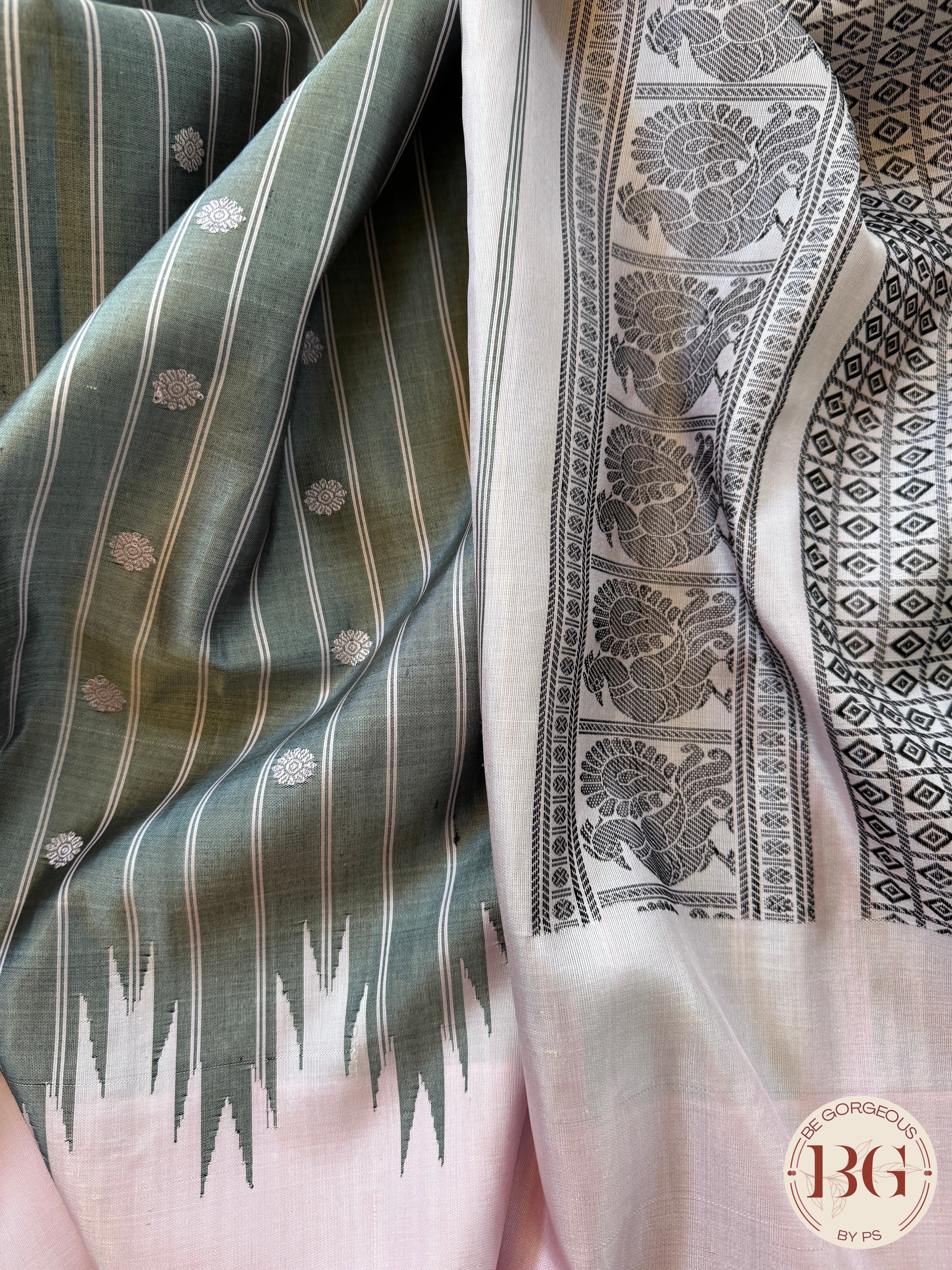Gadwal handloom pure silk saree - no zari grey striped with baby pink