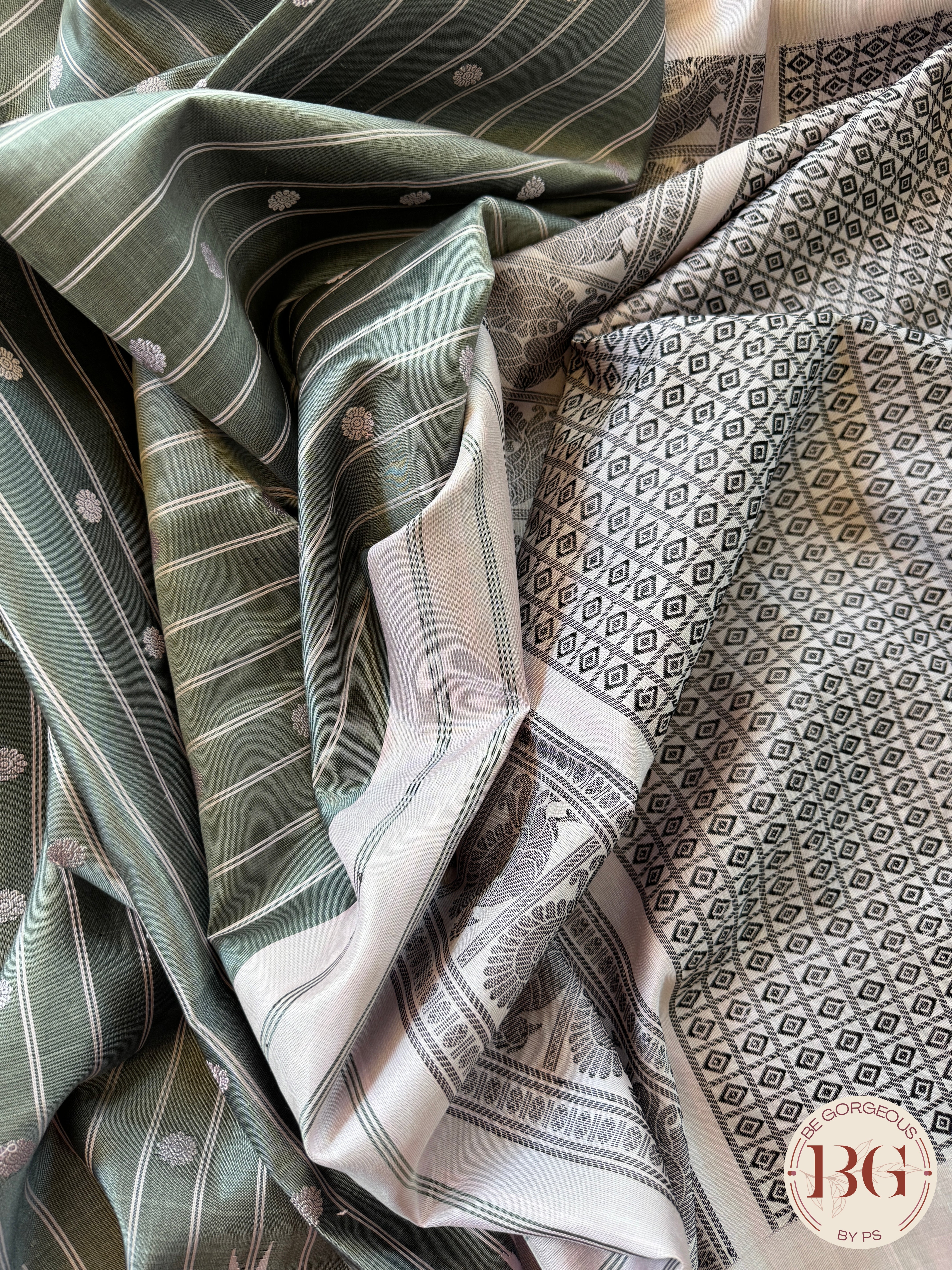 Gadwal handloom pure silk saree - no zari grey striped with baby pink