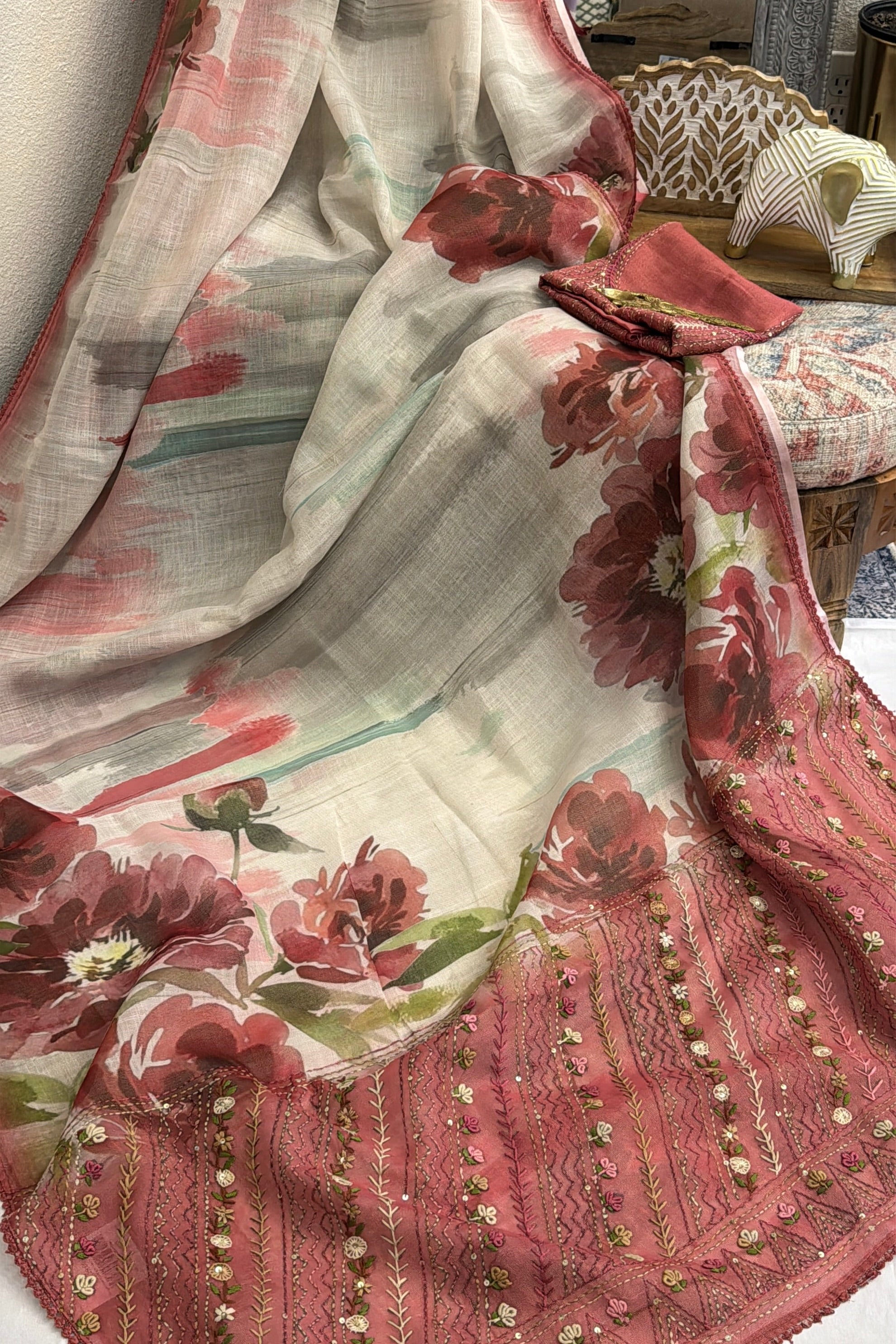 Bengal Linen Saree handpainted with French Knot Embroidery