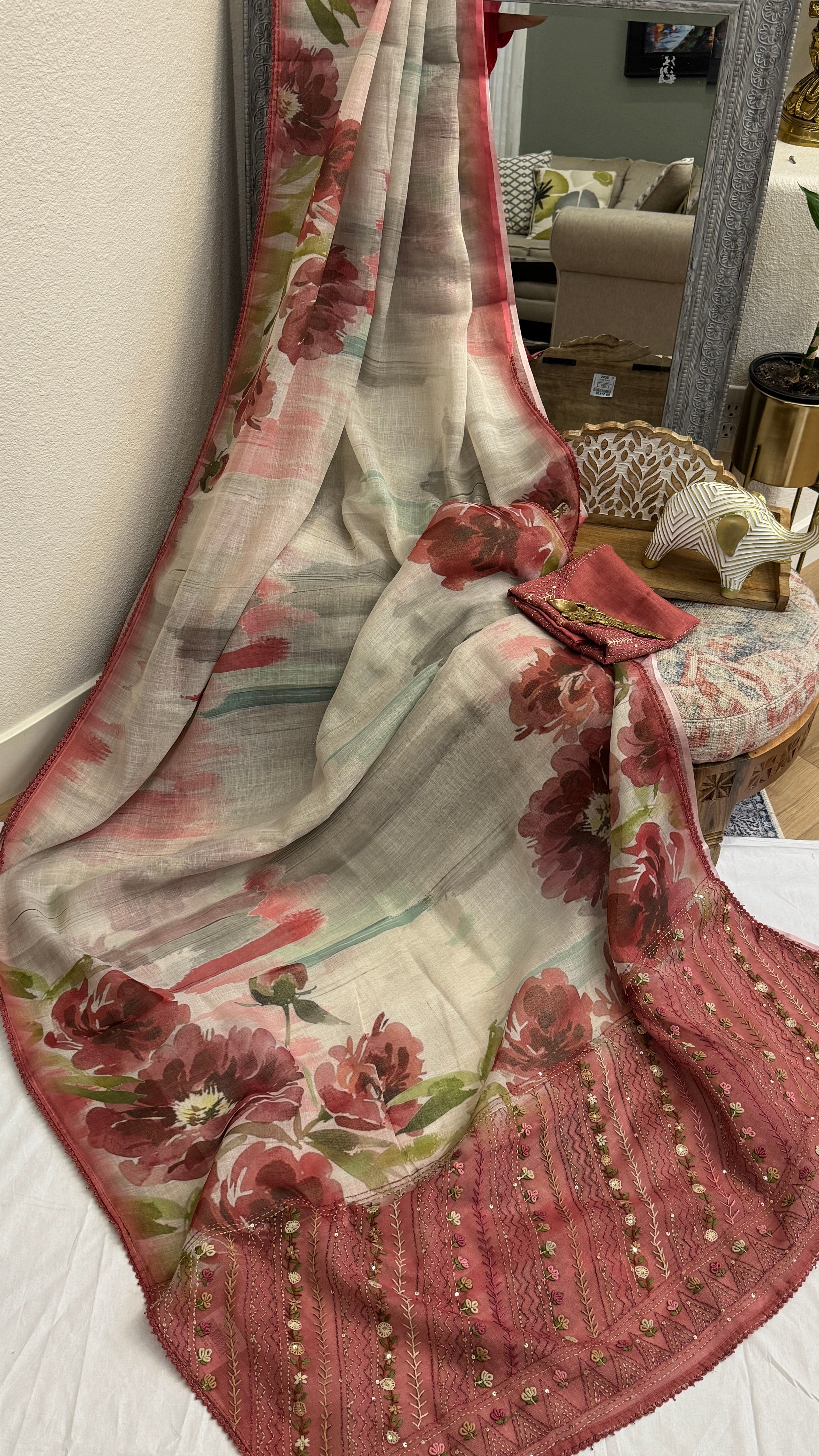 Bengal Linen Saree handpainted with French Knot Embroidery