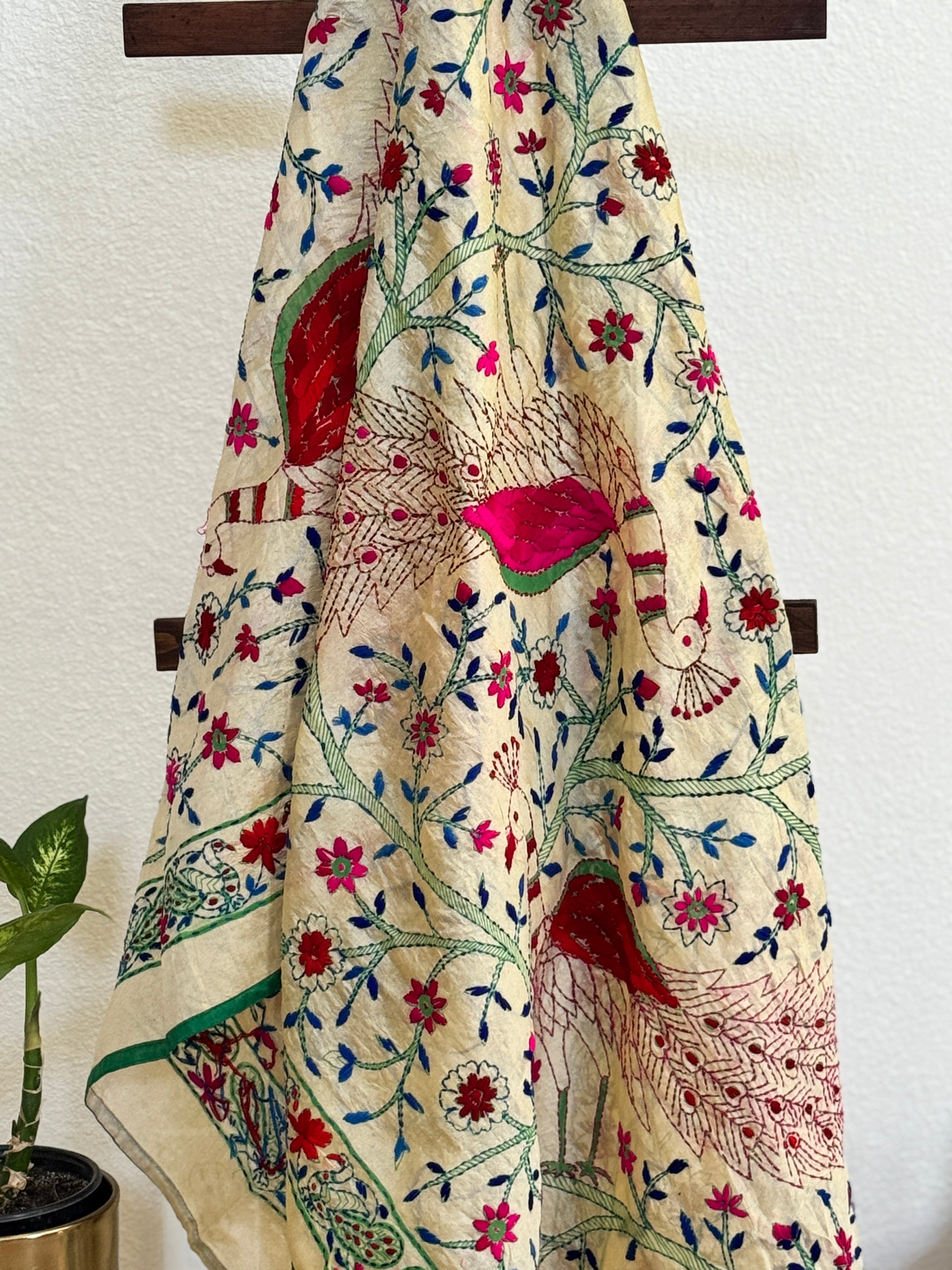 Chanderi Kantha dupatta - green