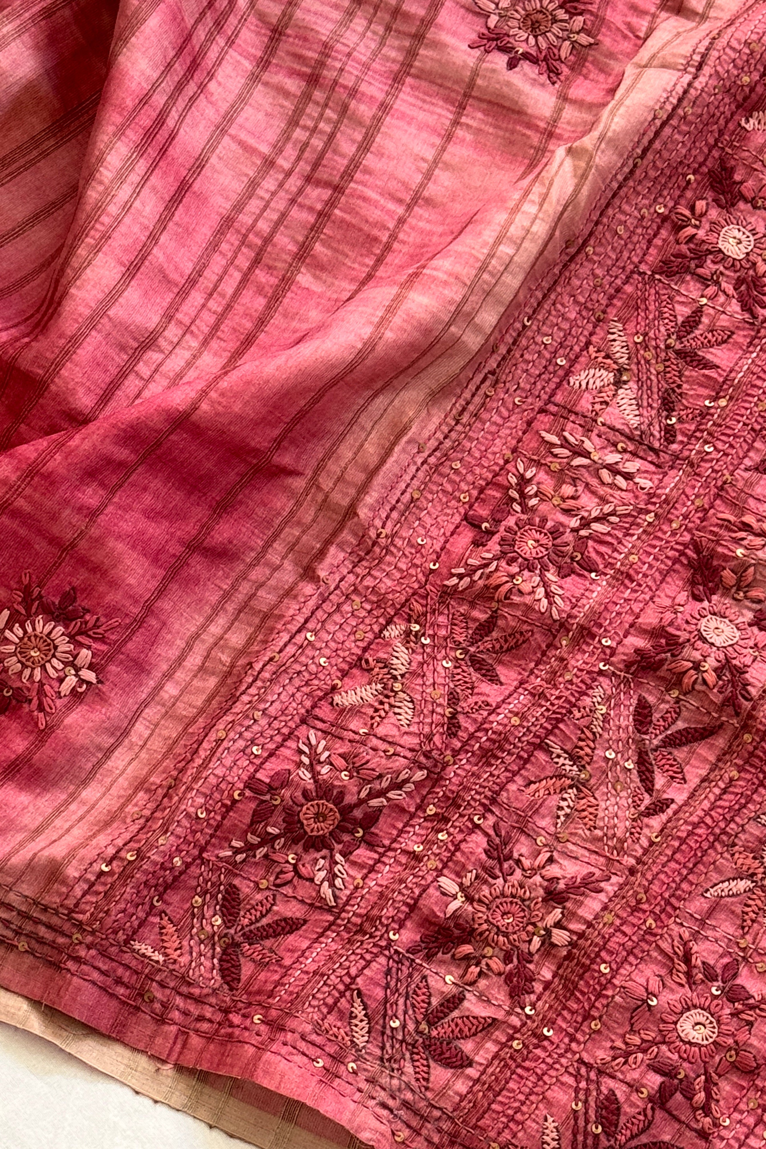 Bengal Linen Saree with French Knot Embroidery