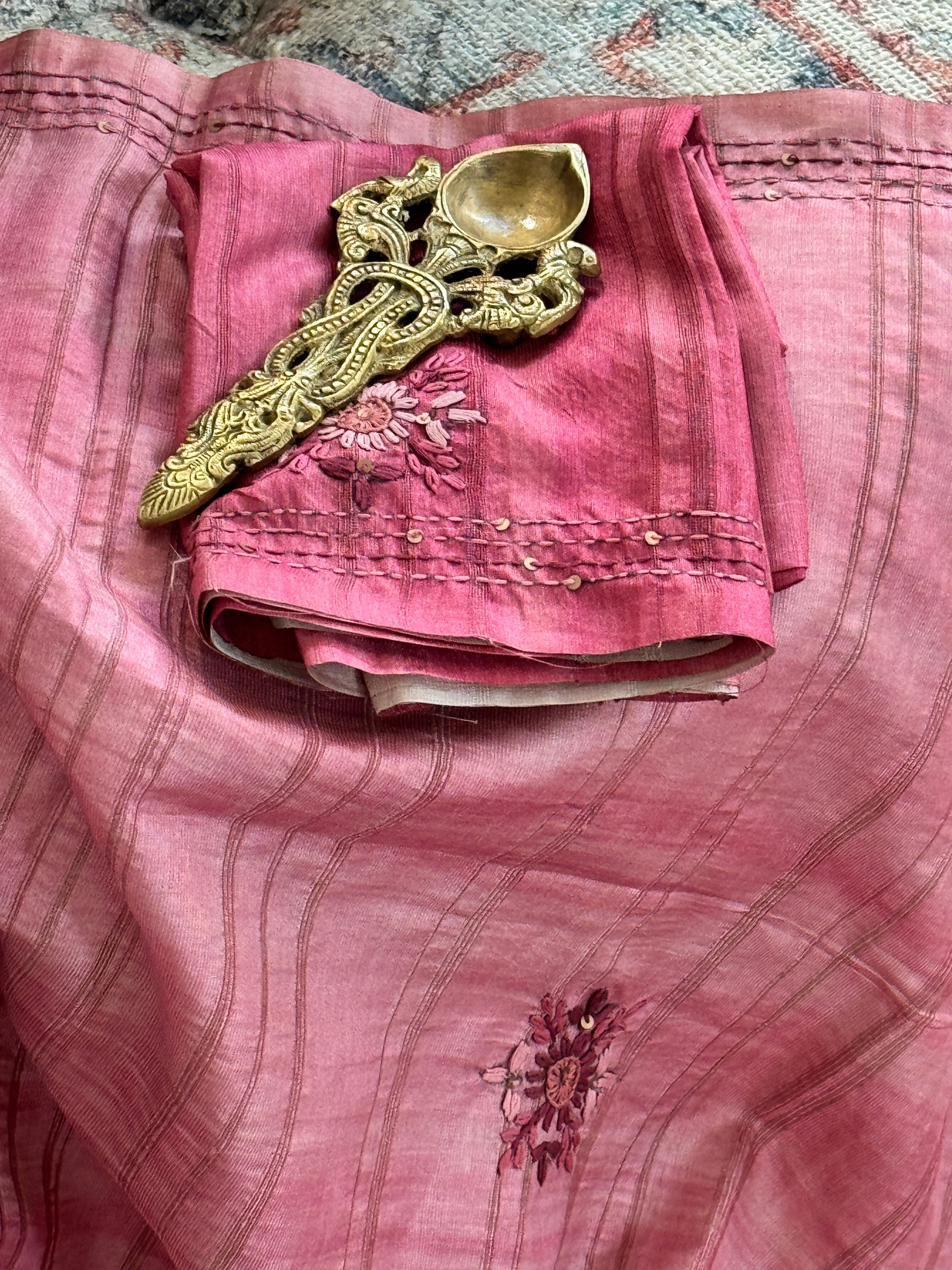 Bengal Linen Saree with French Knot Embroidery