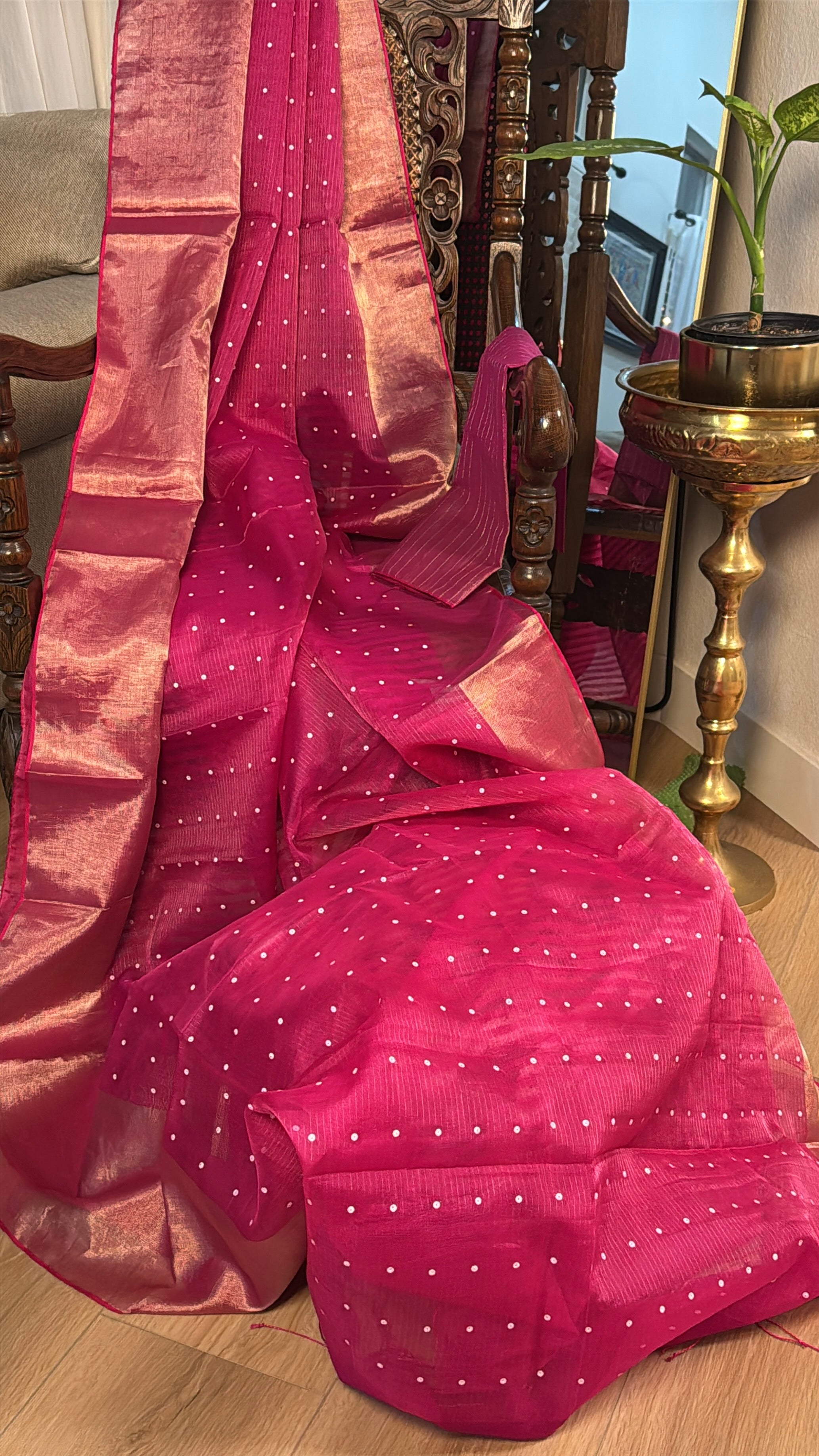 Silk Handloom Saree with weaving
