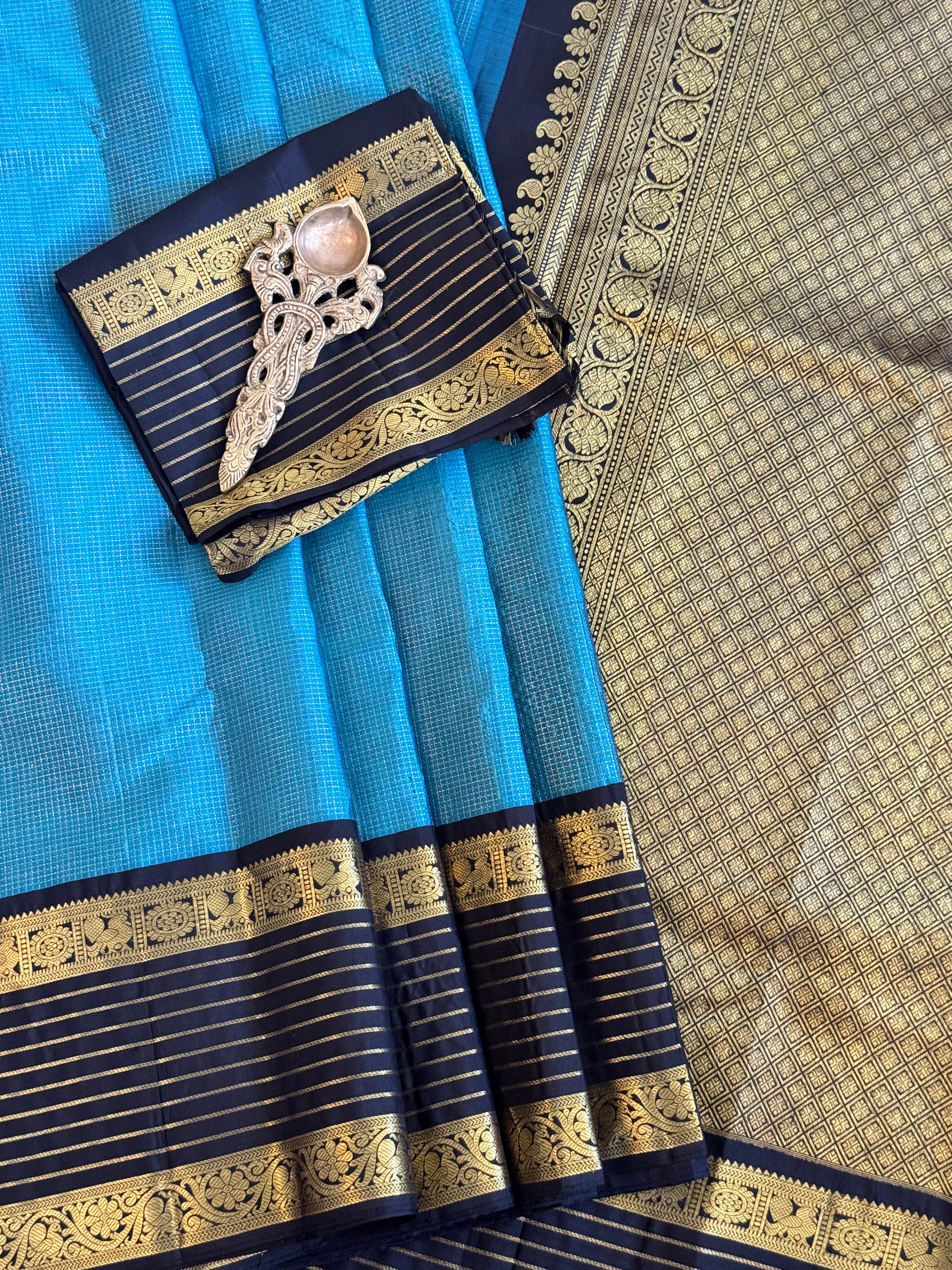 Kanjeevaram Handloom Pure Silk Vairaossi Saree