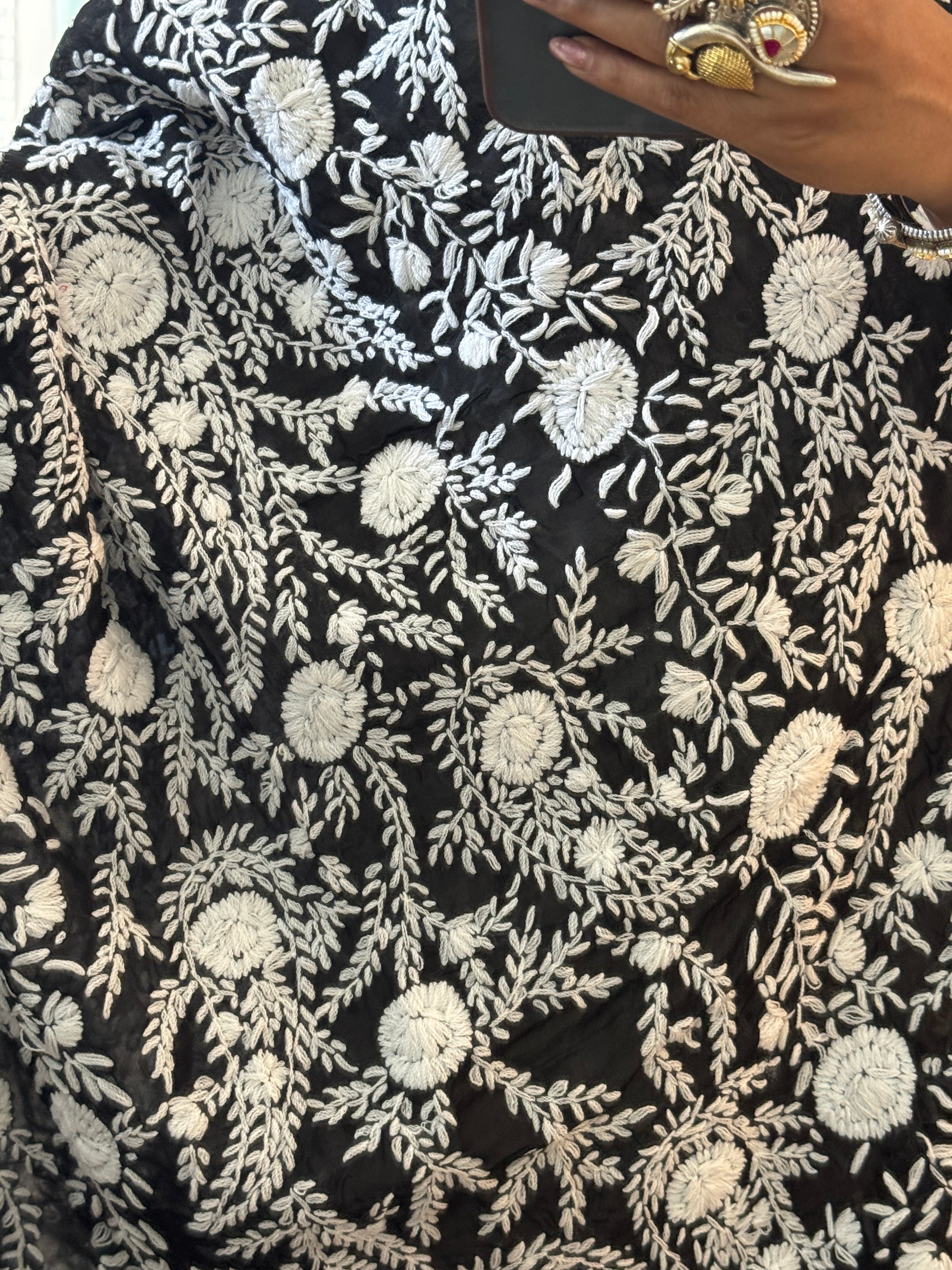 Georgette Fulkari Heavy dupatta - white