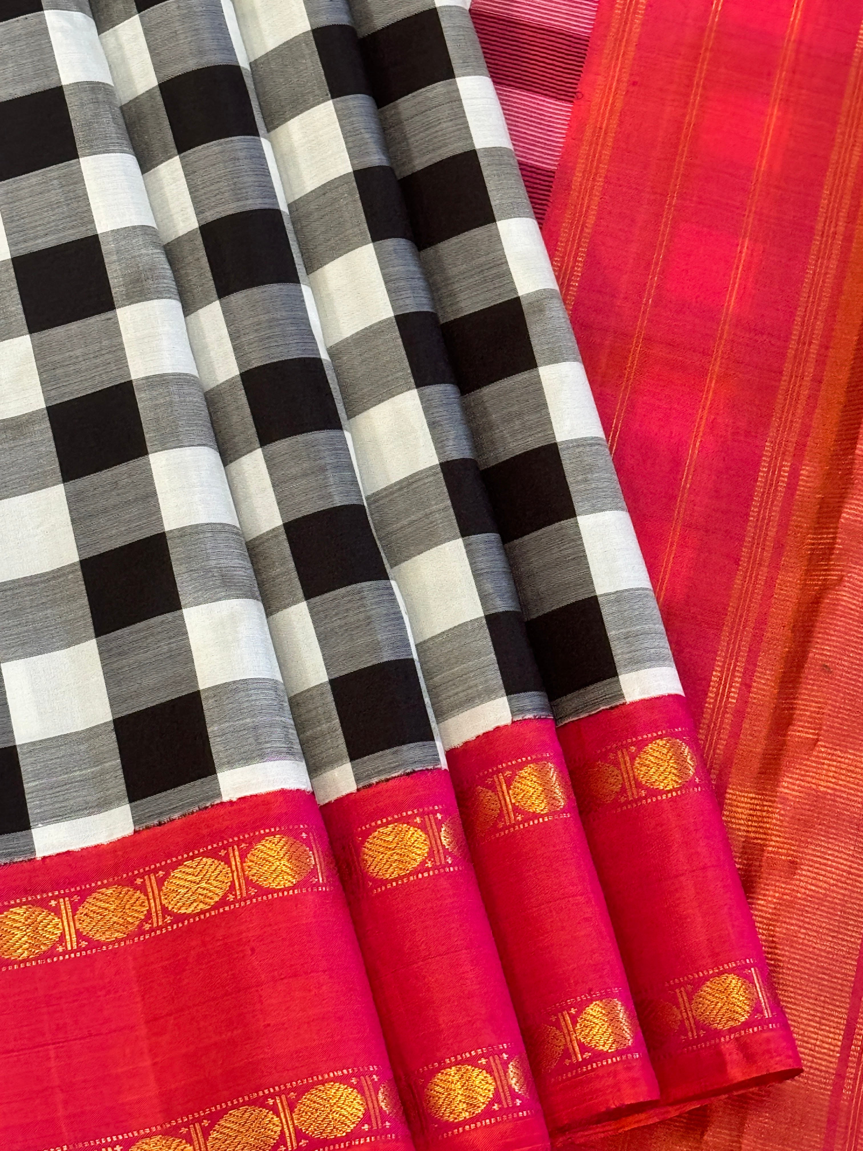 Kanjeevaram Handloom Pure Silk Saree