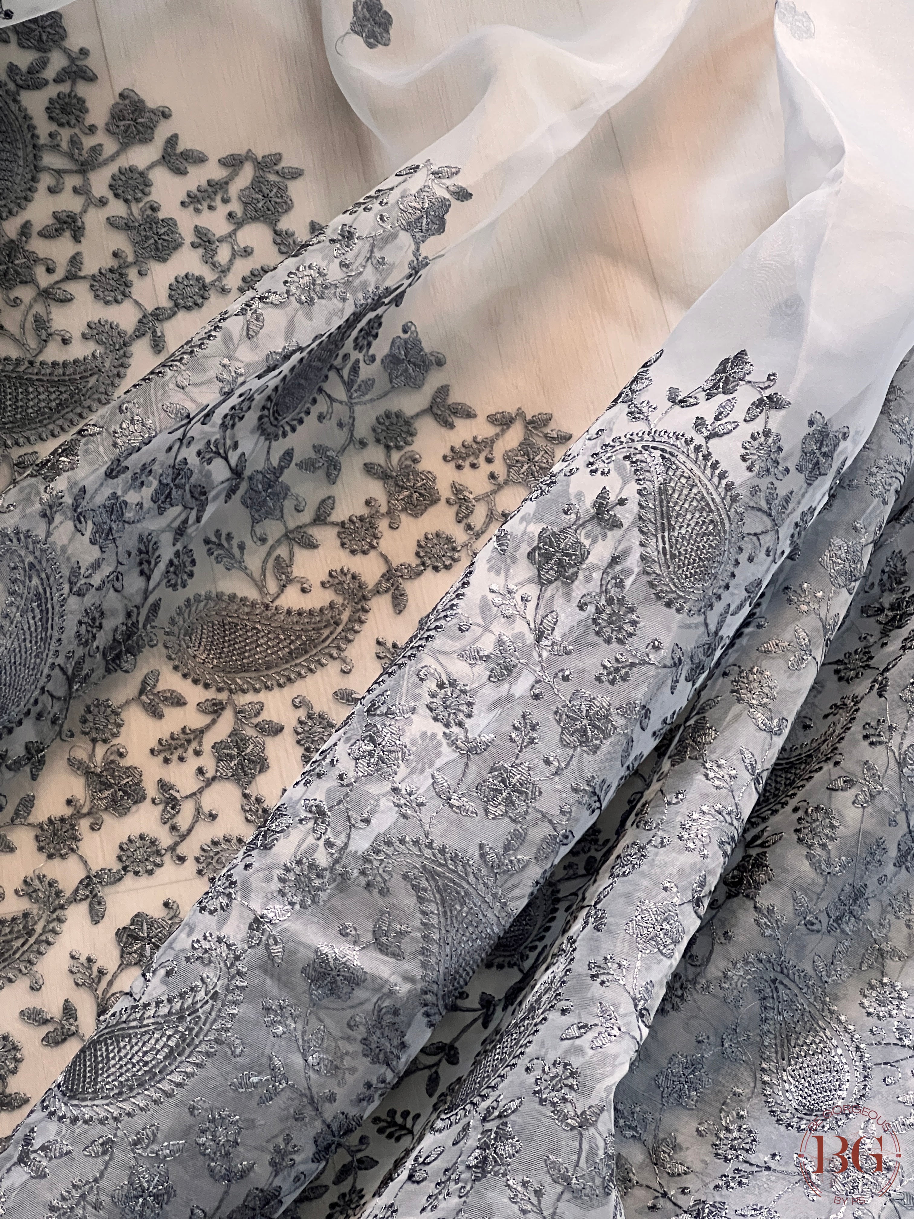 Organza with threadwork saree color - grey