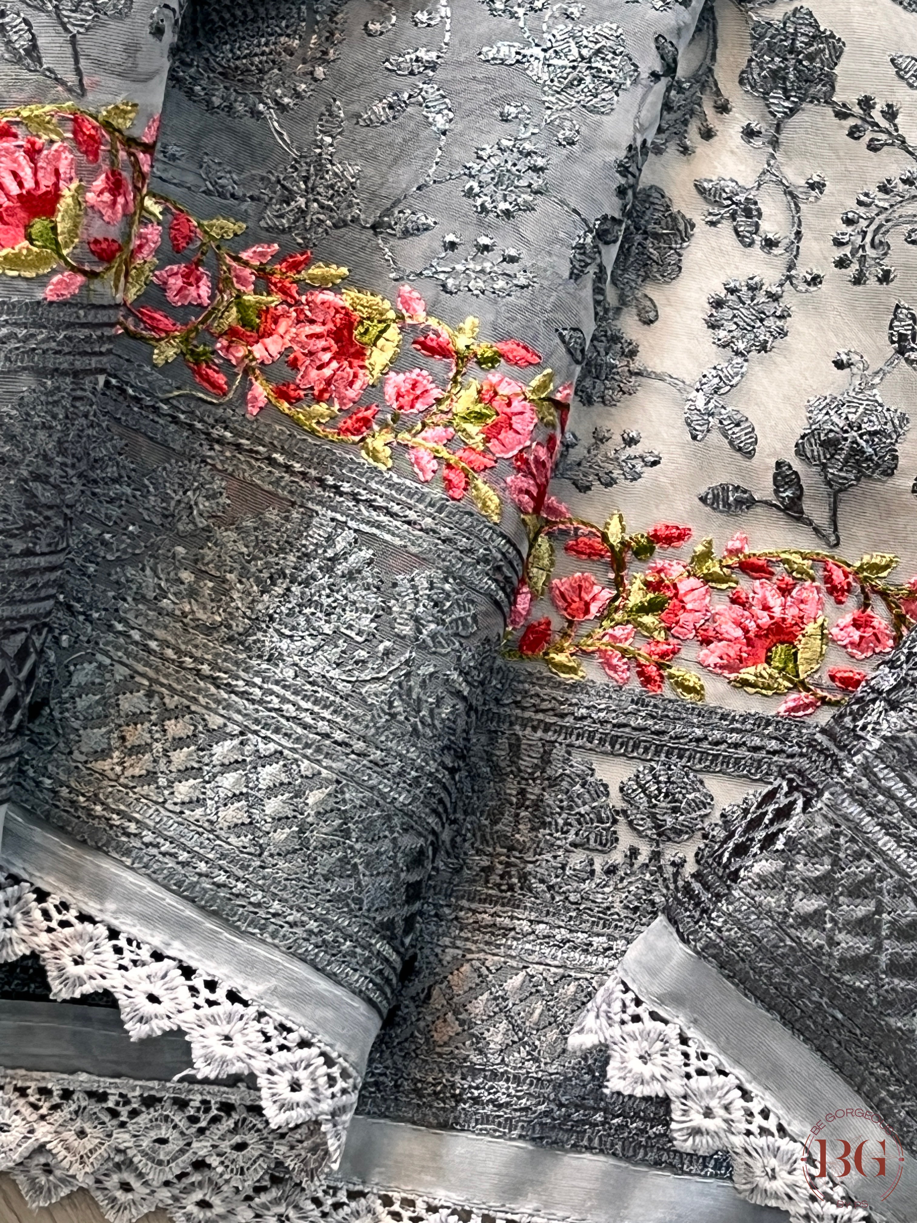 Organza with threadwork saree color - grey