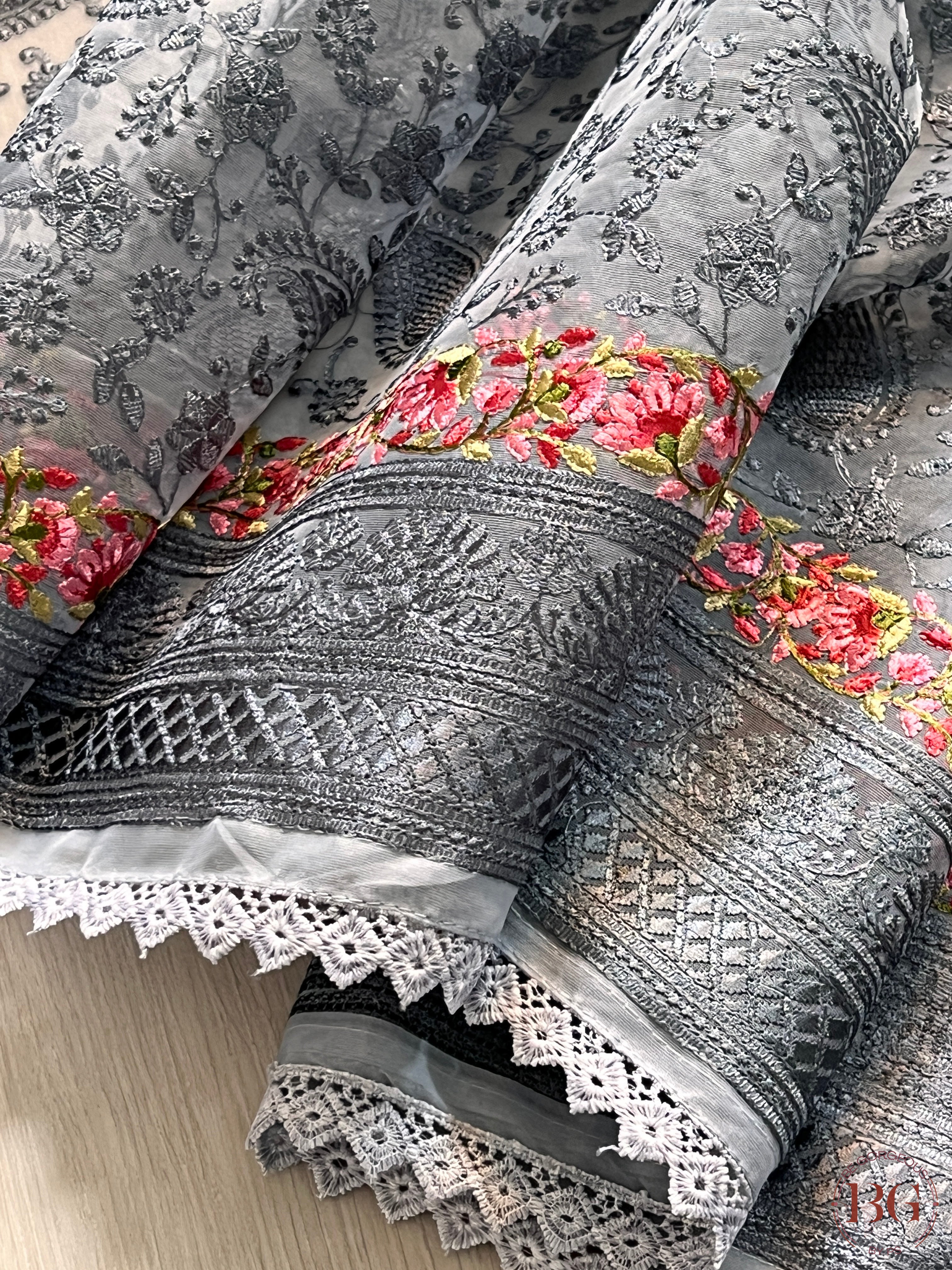 Organza with threadwork saree color - grey