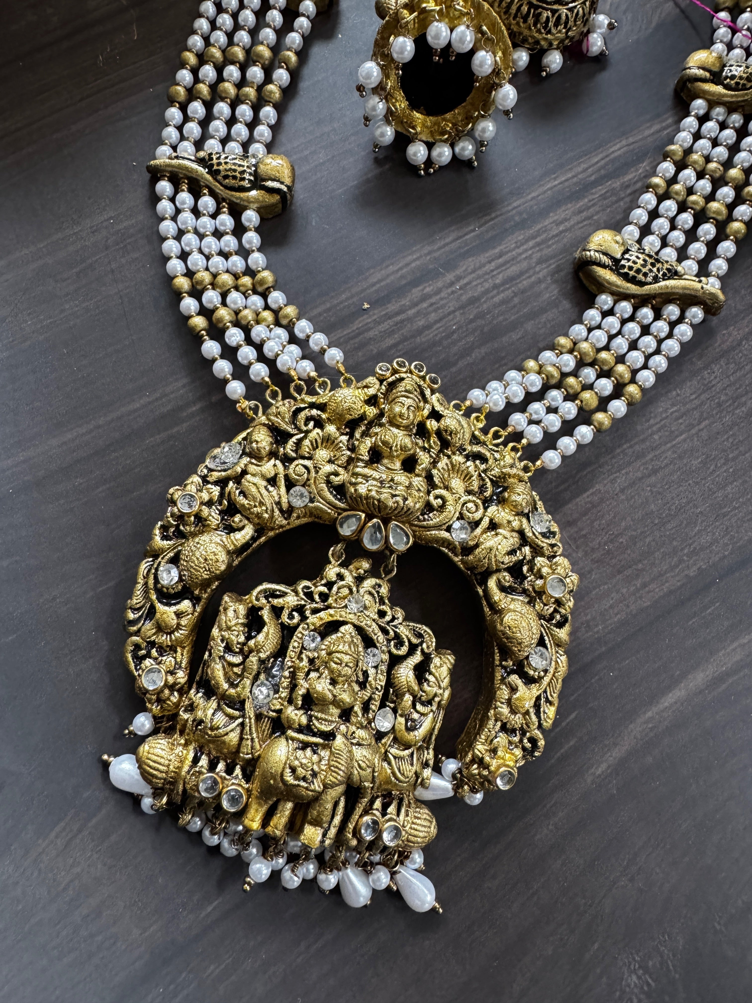 Terracotta Handmade Jewelery - Amodini