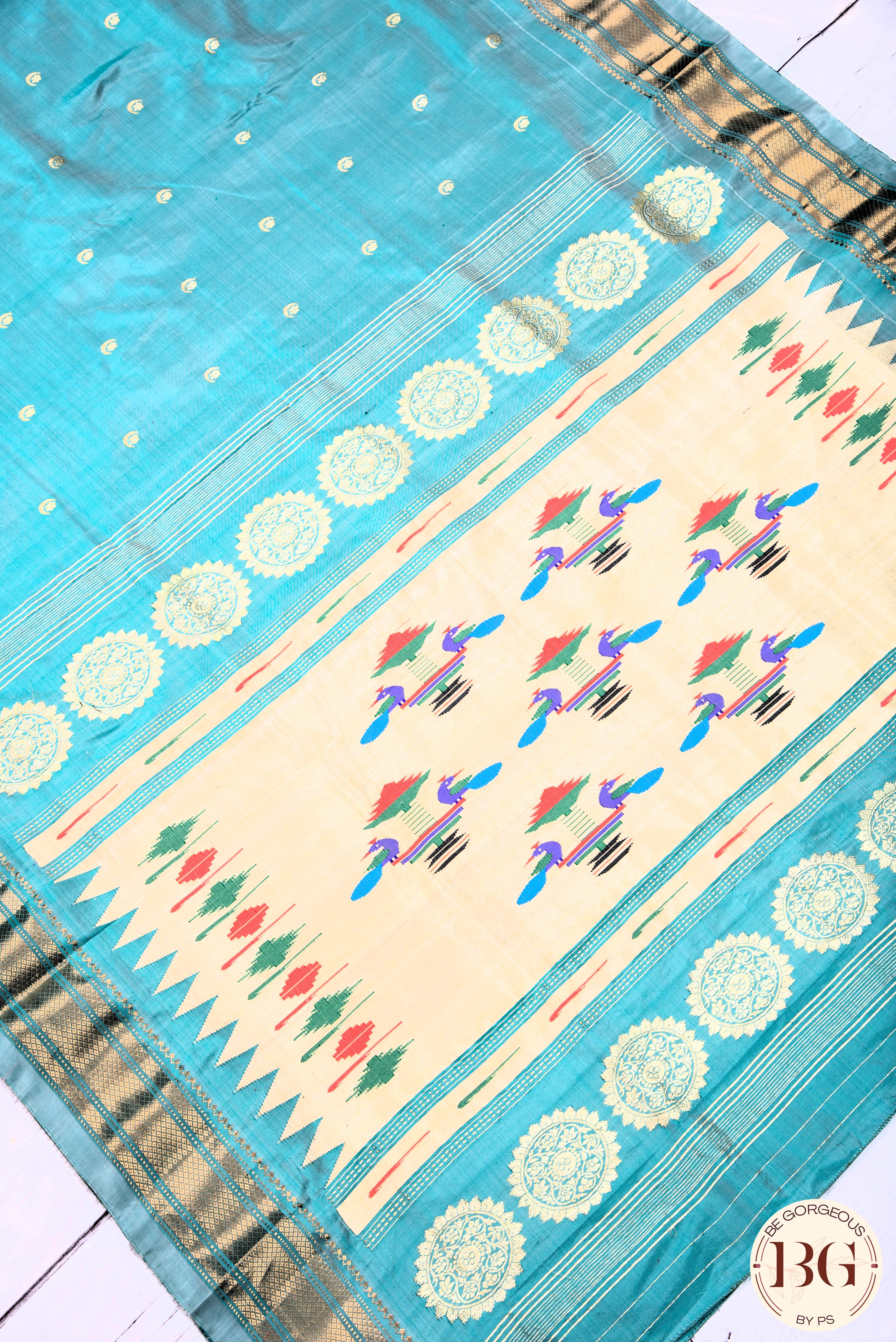 Maharani paithani pure silk saree with chakra pallu - sea green