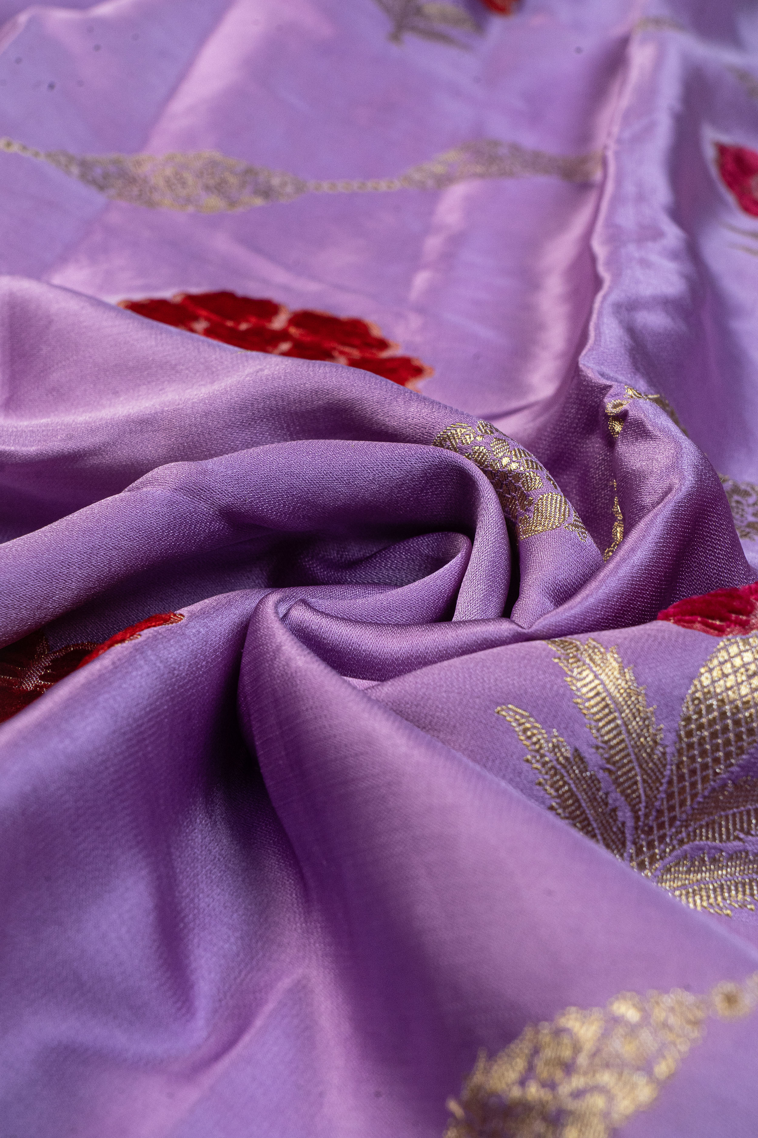 Banarasi Mashru Silk Velvet Meenakari Saree - purple