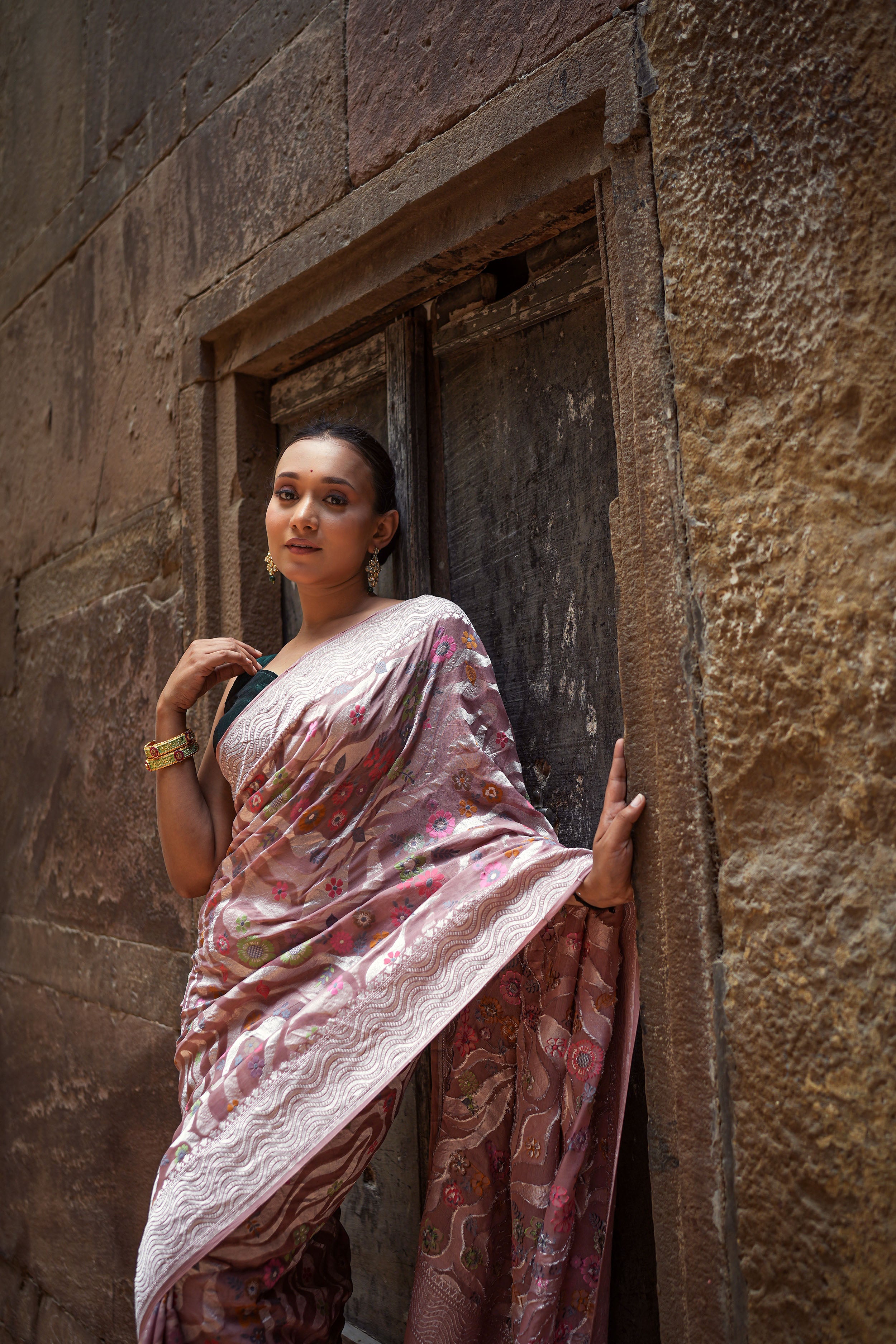 Khaddi Georgette Tilfi Meenakari Saree