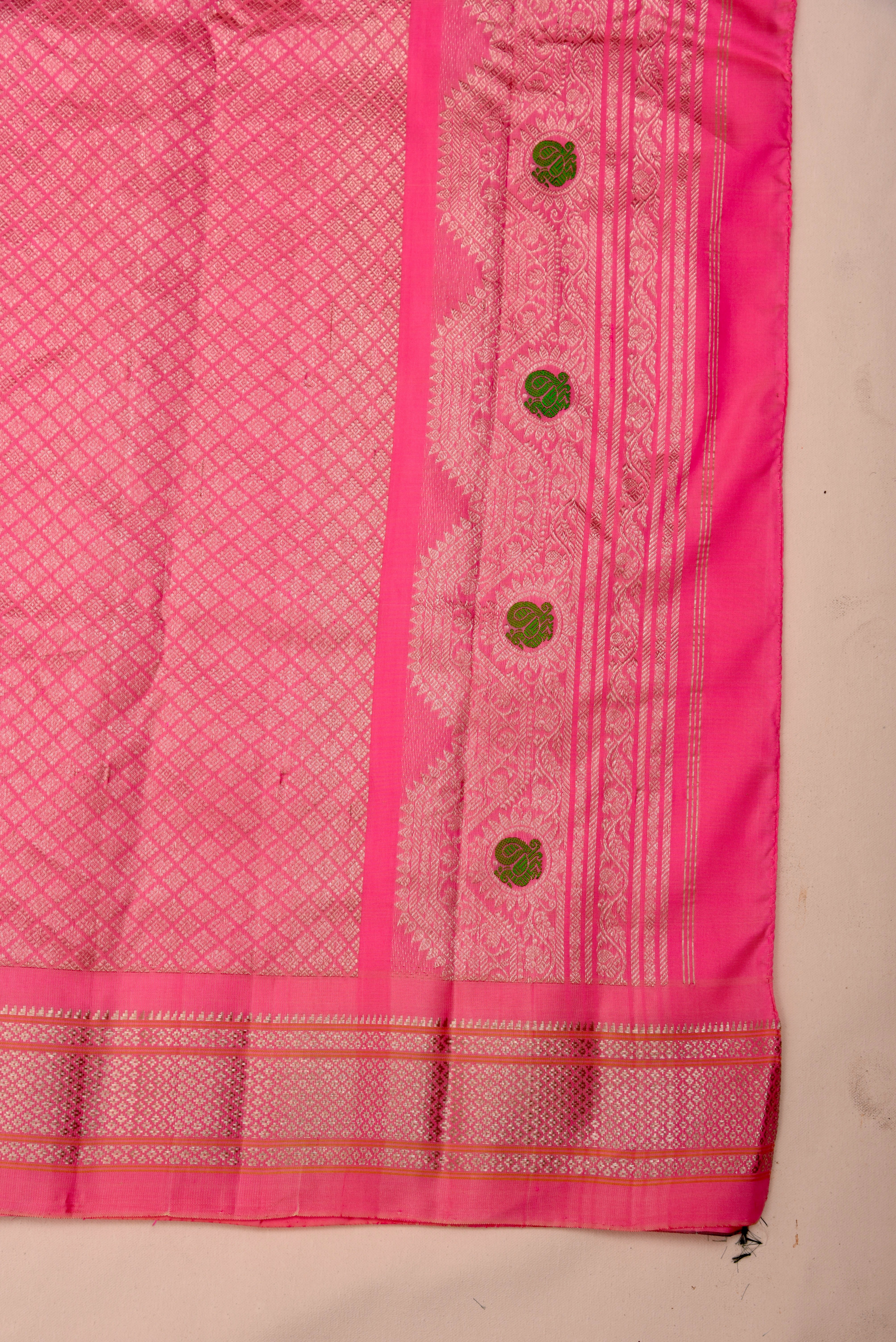 Gadwal Pure Silk Handloom Saree