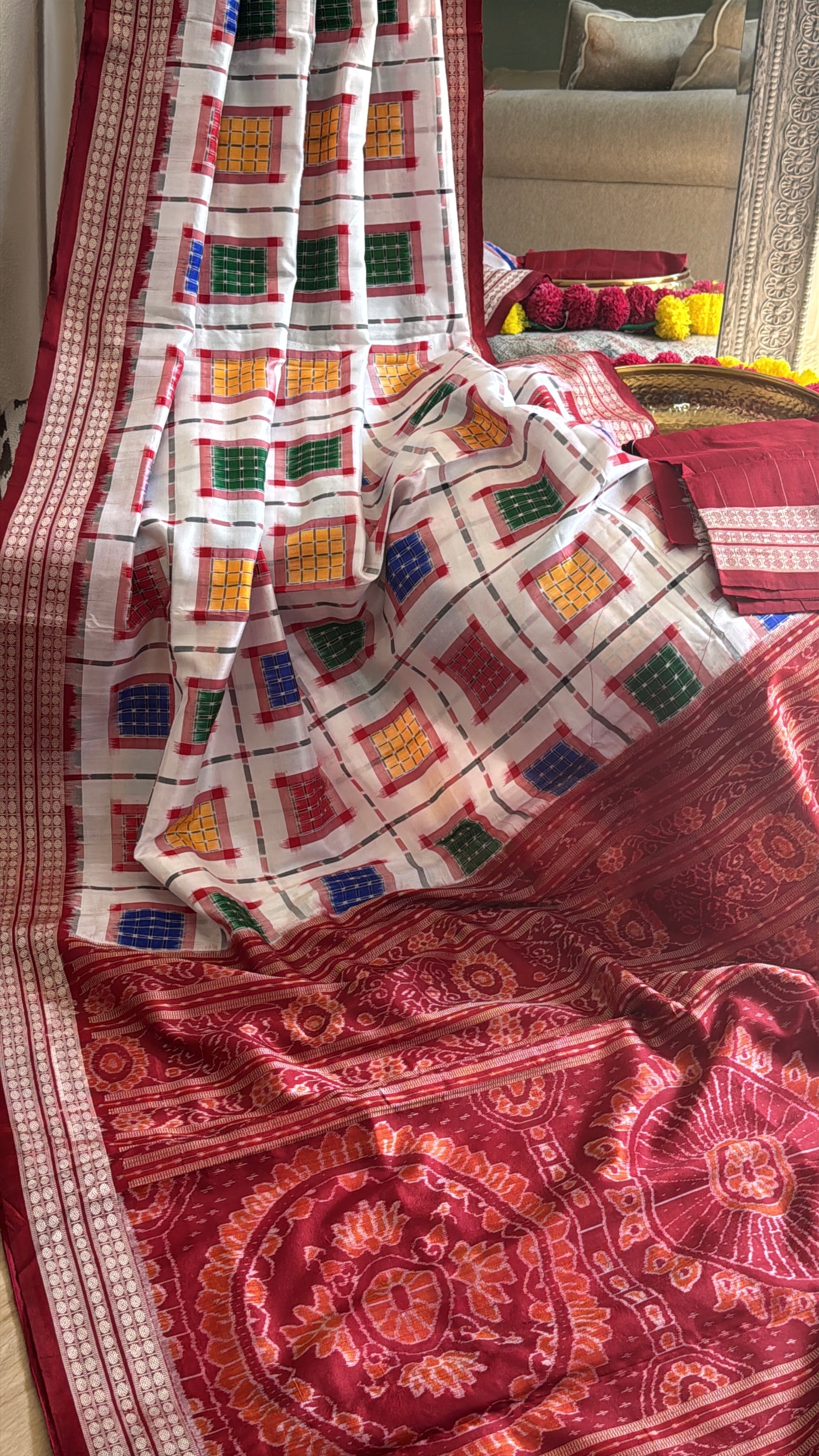 Sambalpuri Double Ikkat Ashwini silk handloom saree color - white