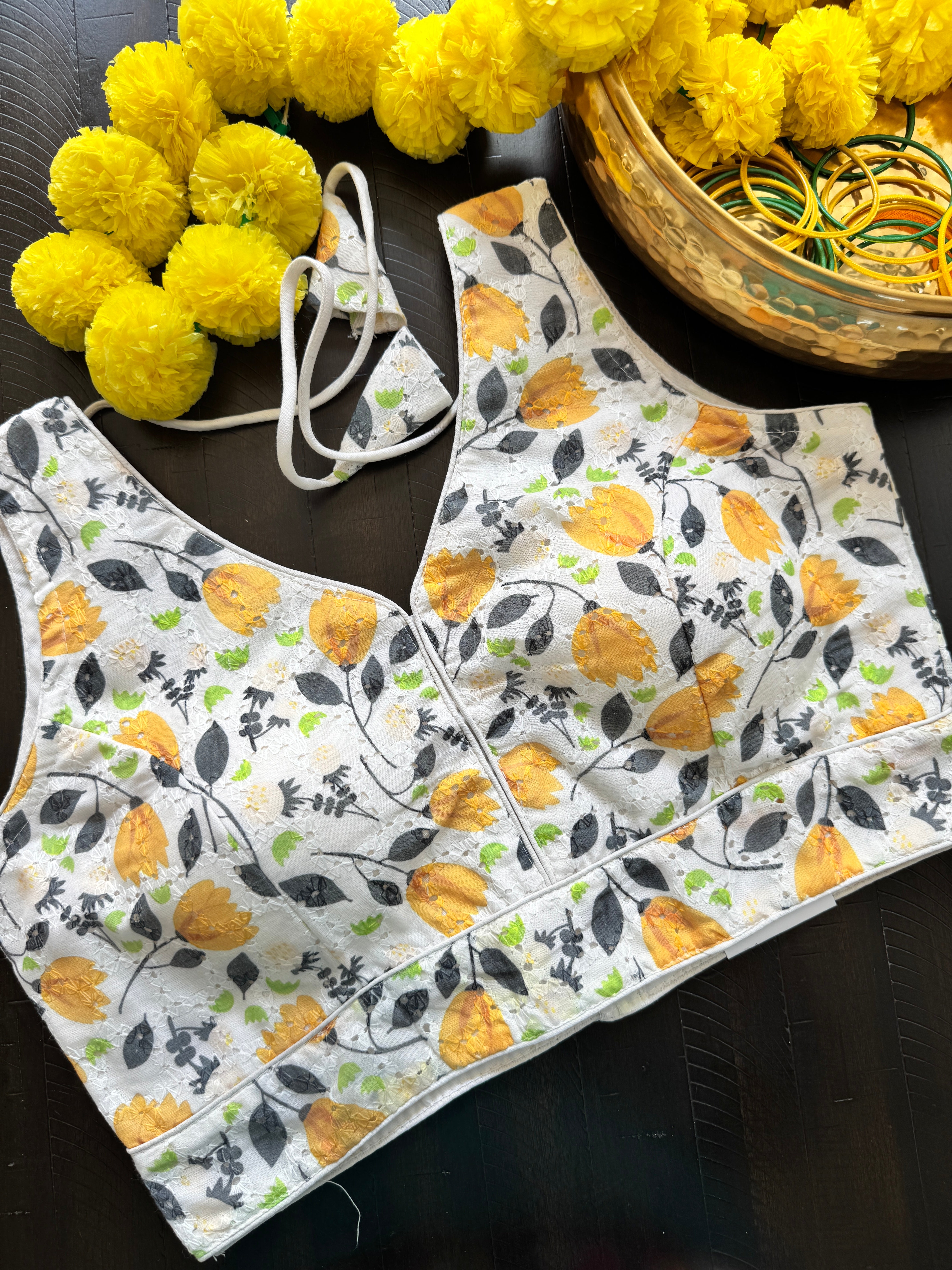 Readymade Padded Hakoba Cotton back hooks sleeveless blouse