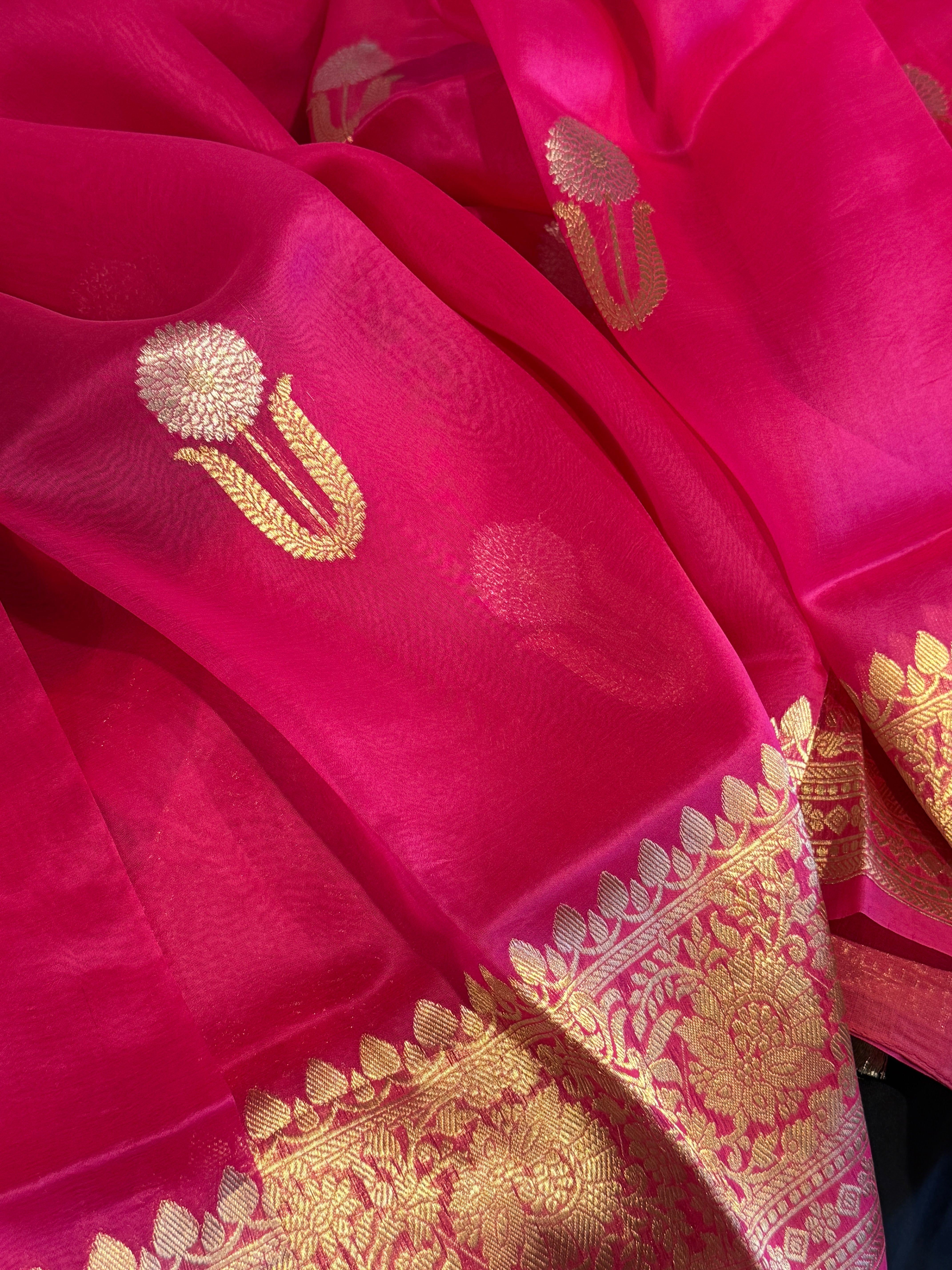 Banarasi Kora Organza Silk Handloom Saree - pink