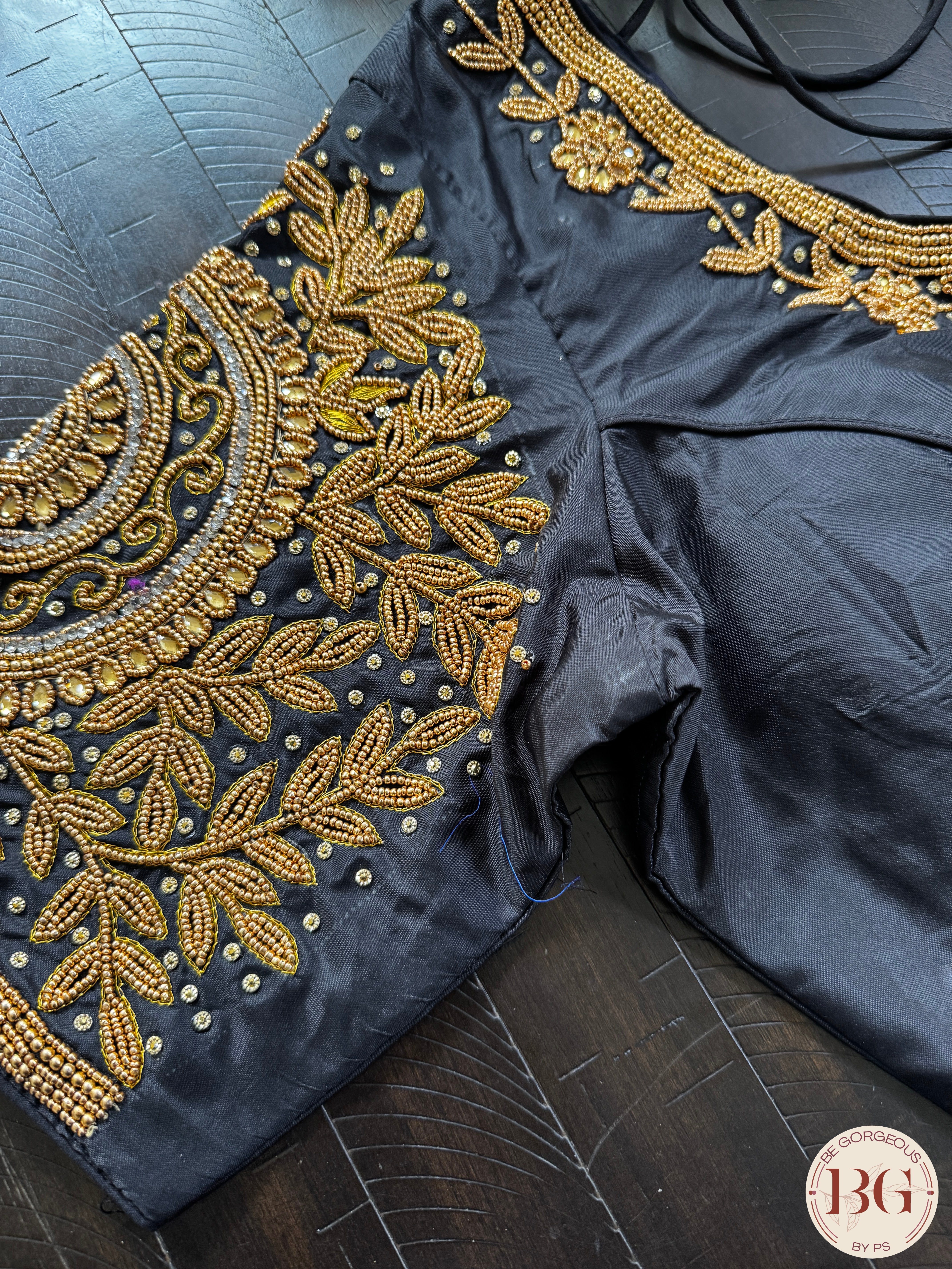 Maggam Work Readymade Padded Blouse front hooks with sleeves - black