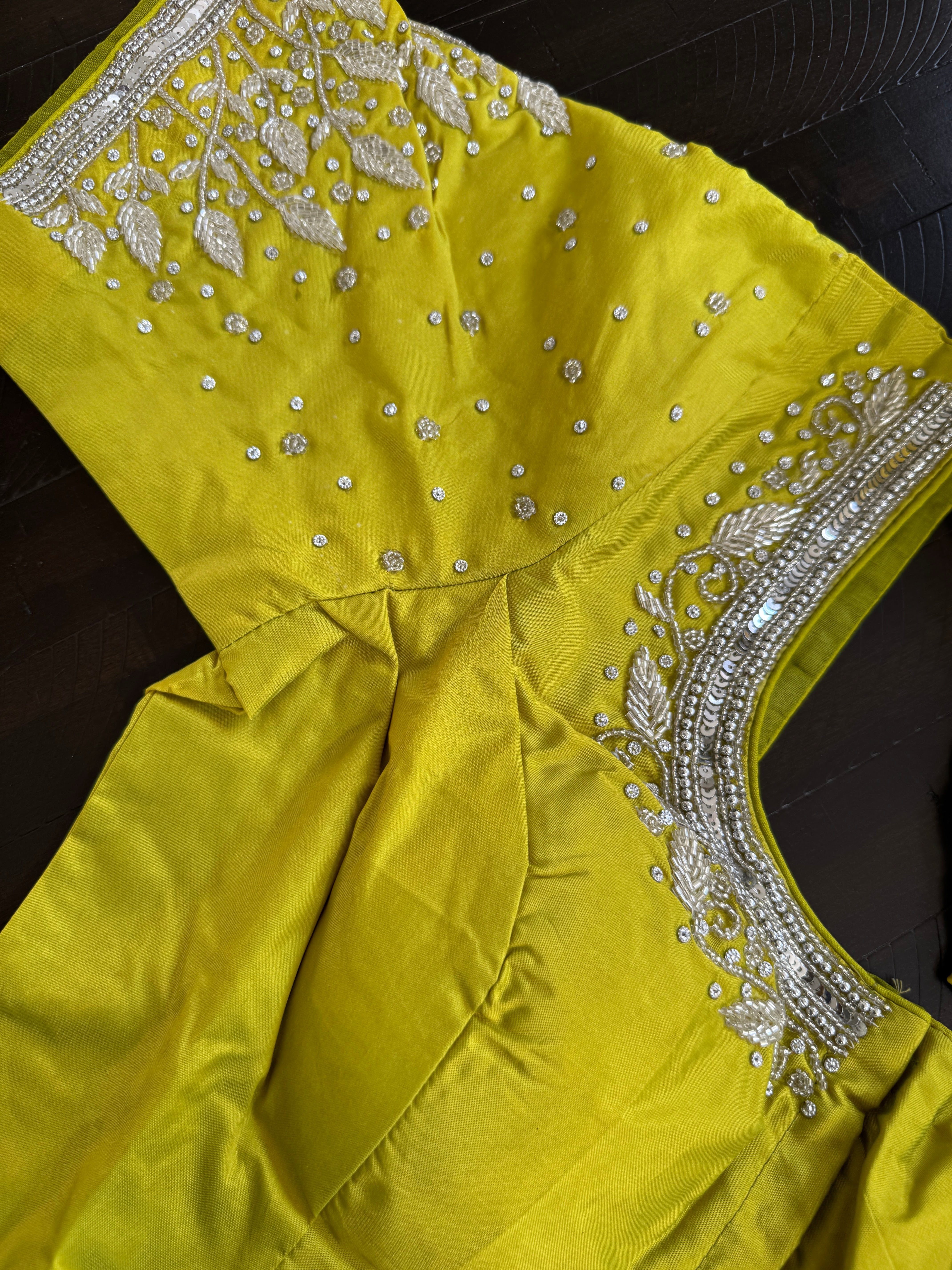 Maggam Work Readymade Padded Blouse front hooks with sleeves - Green