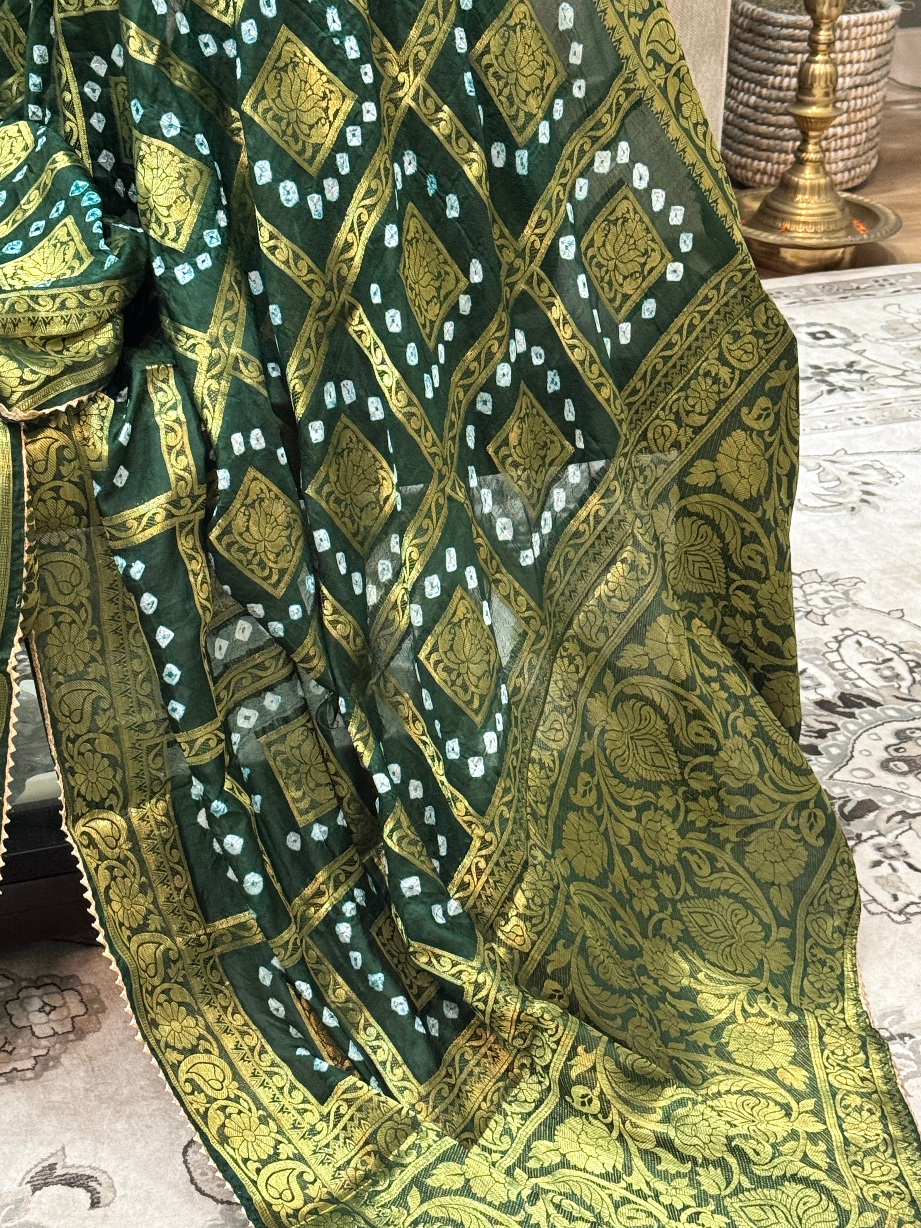 Silk Gharchola dupatta - green