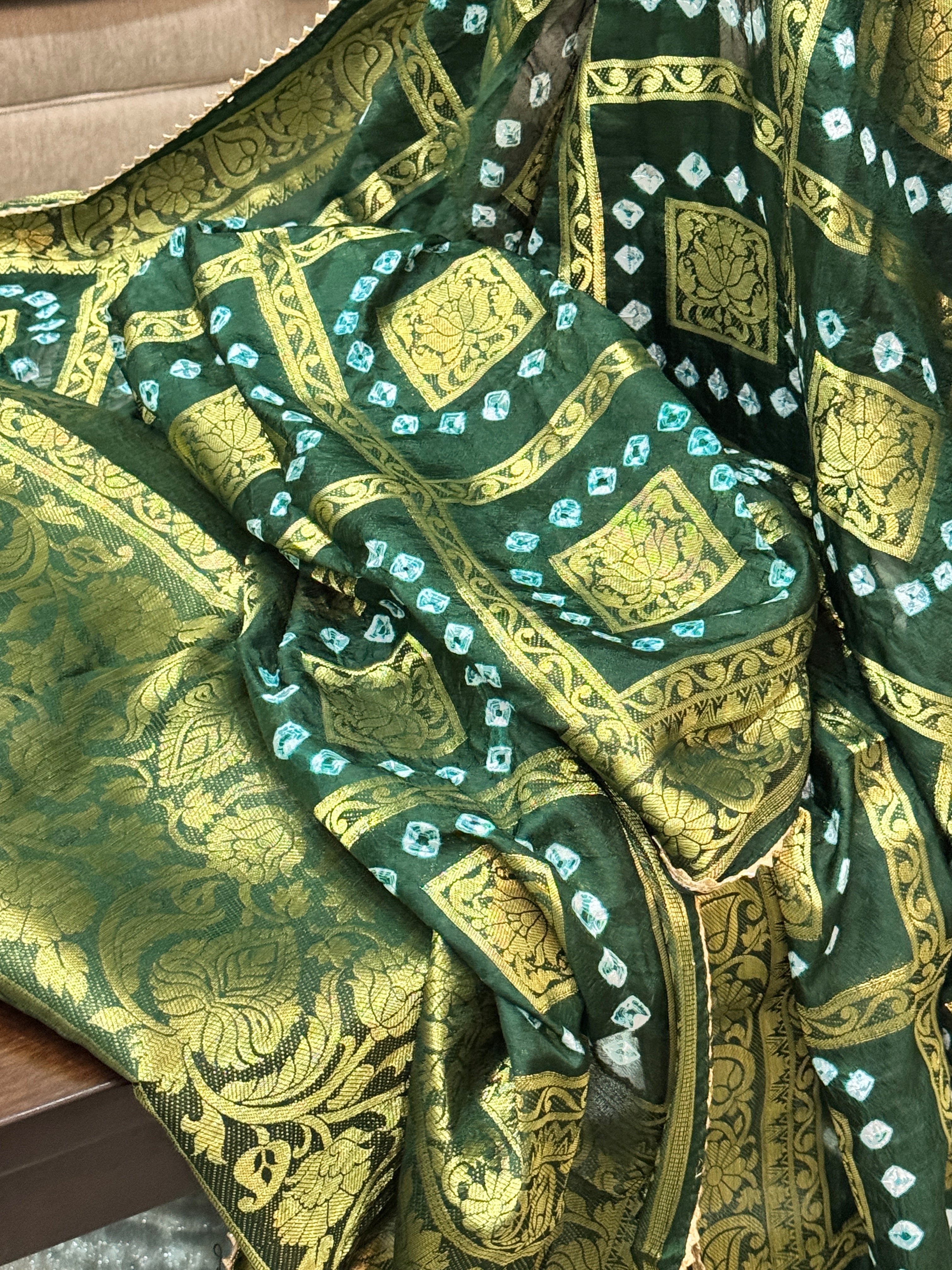 Silk Gharchola dupatta - green