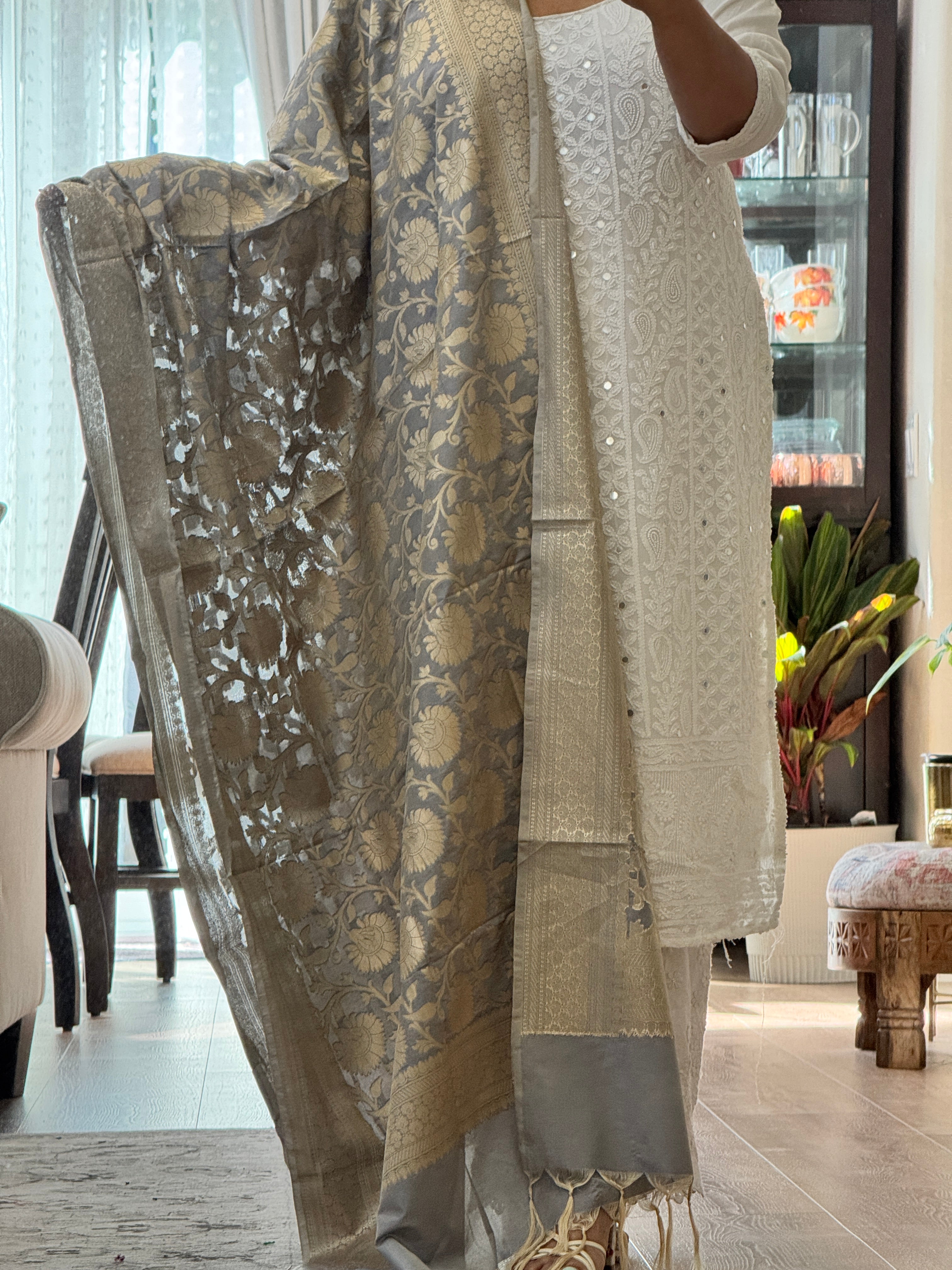 Banarasi dupatta - gray