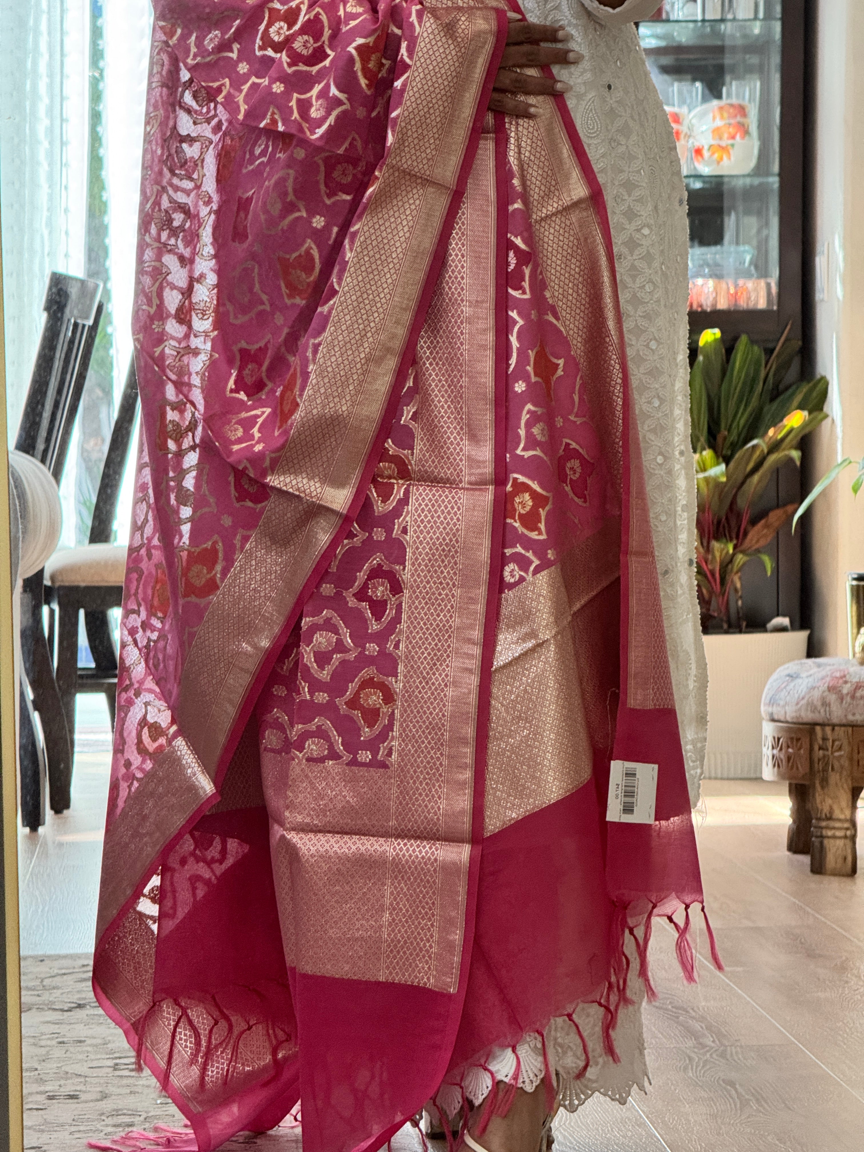 Pure Chanderi Rangkat dupatta - dark pink
