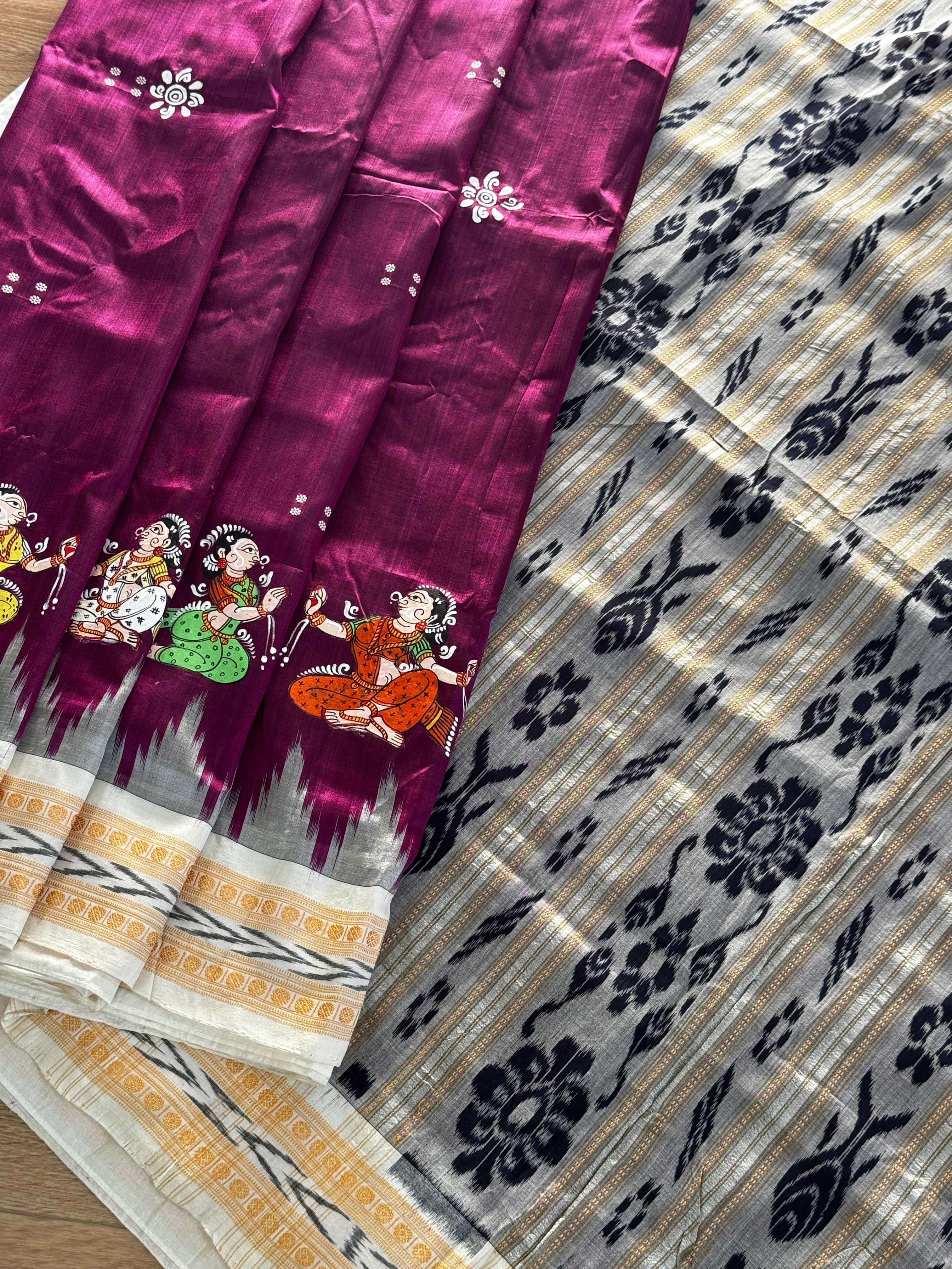 Khandua Silk Odisha Handloom Saree with pattachitra handpaint