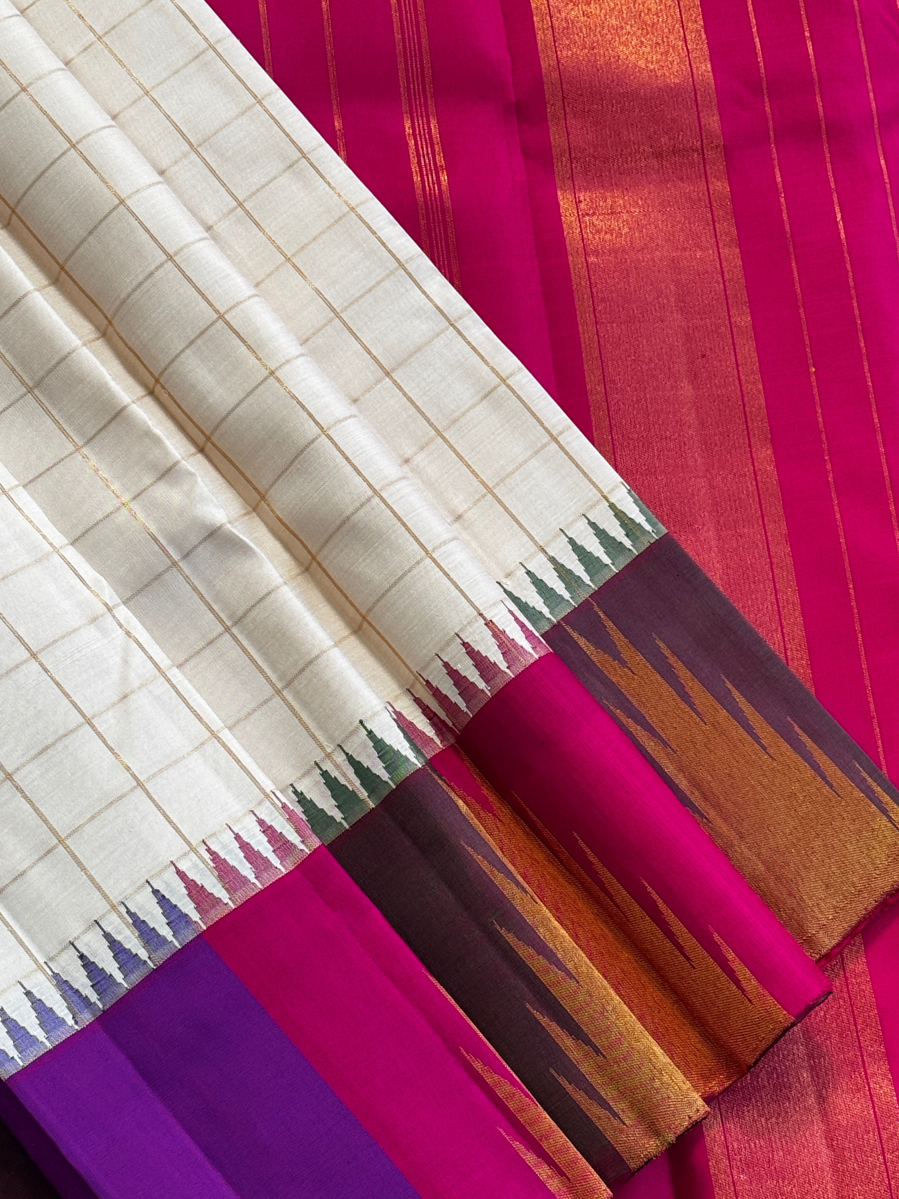 Kanjeevaram Pure silk handloom saree - white