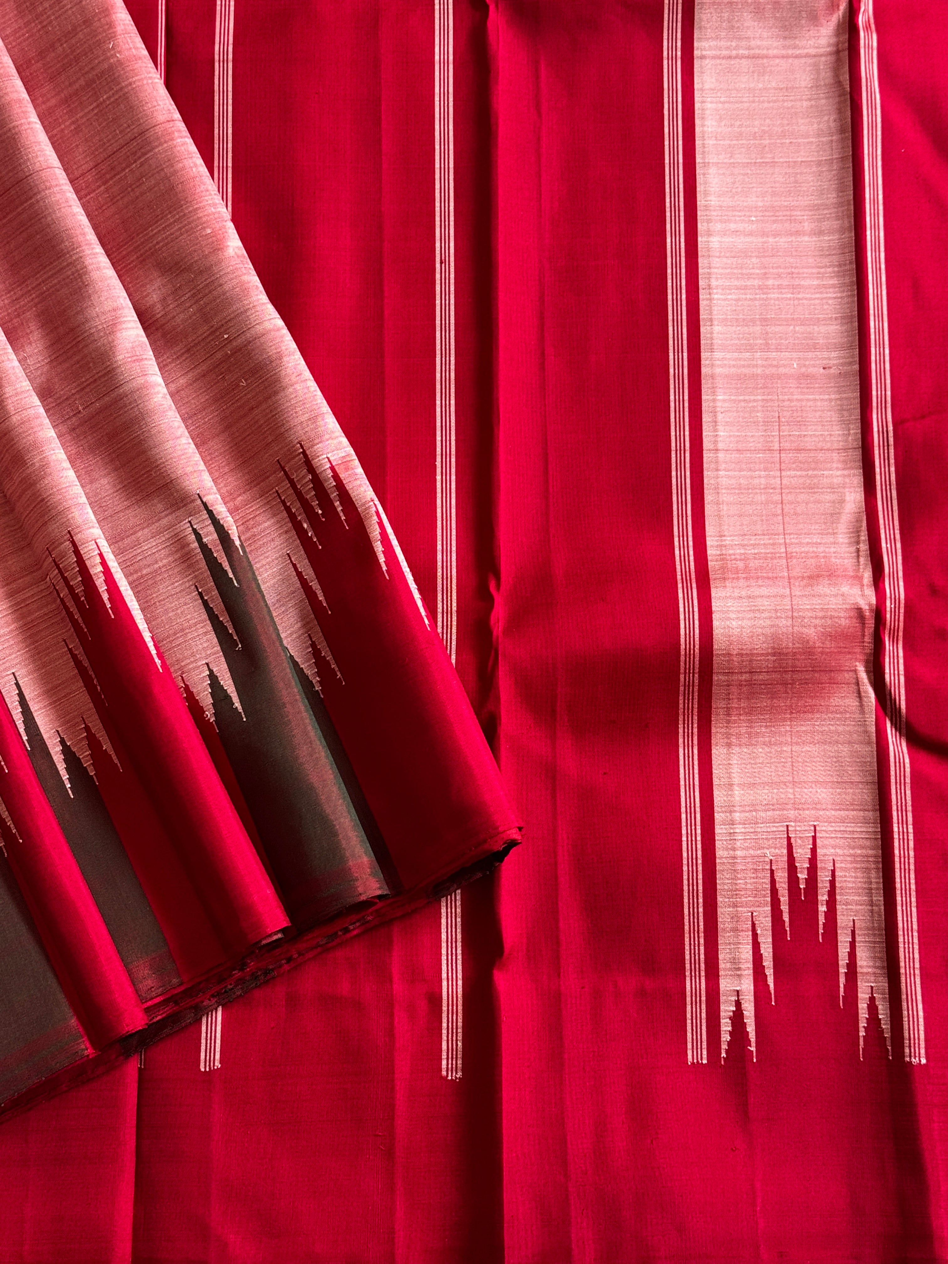 Kanjeevaram Pure silk handloom saree - peach