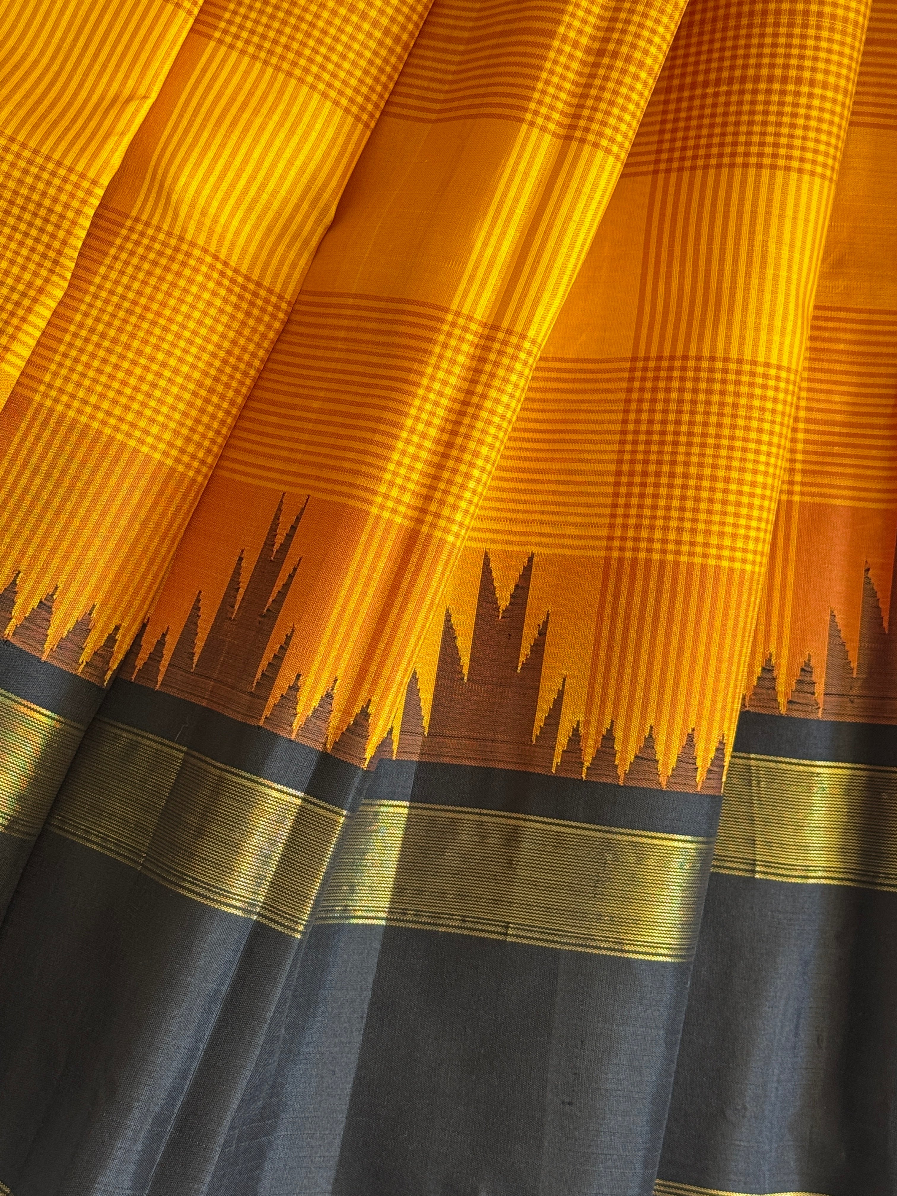 Kanjeevaram Handloom Pure Silk Kattam Saree