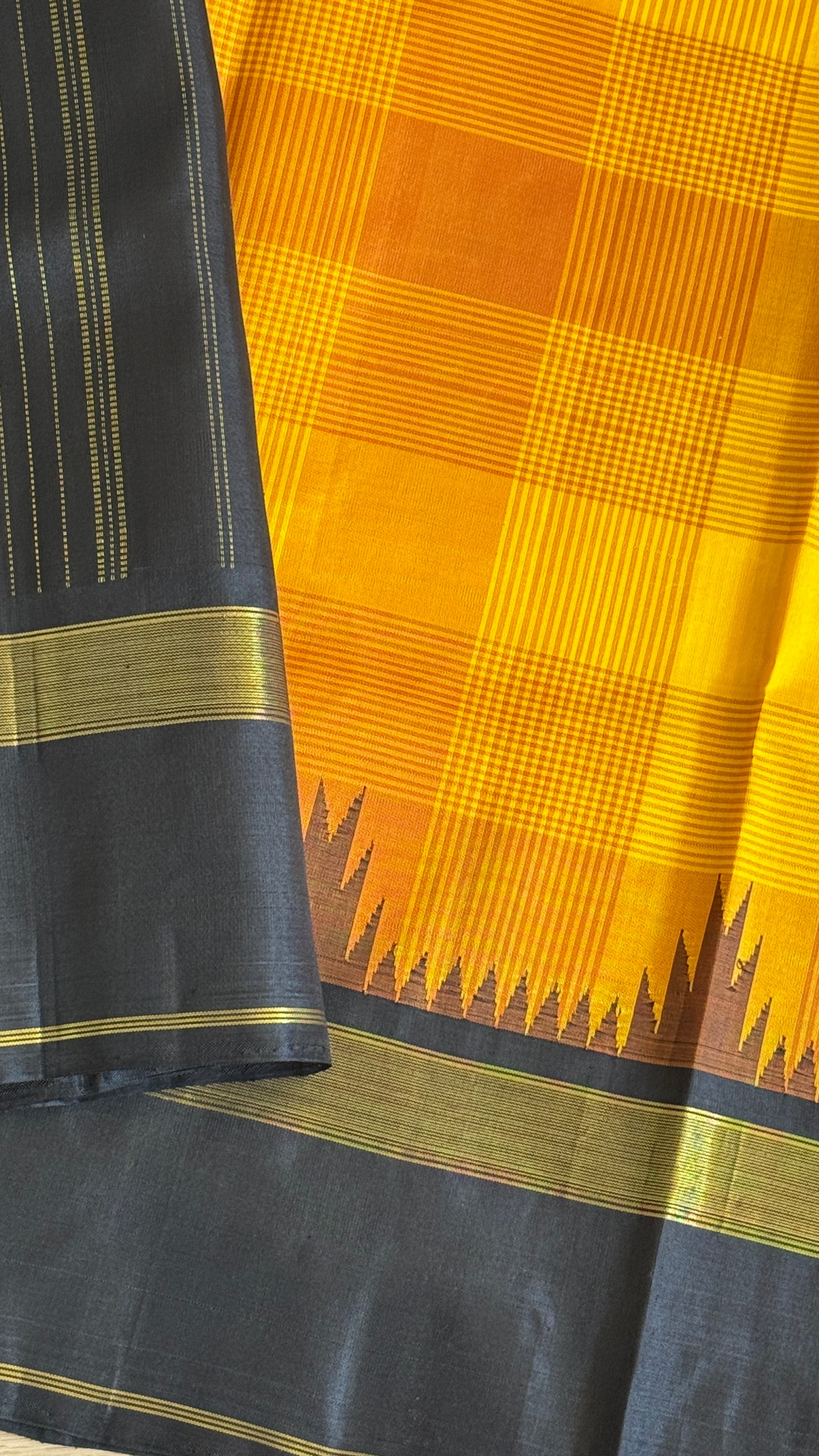 Kanjeevaram Handloom Pure Silk Kattam Saree