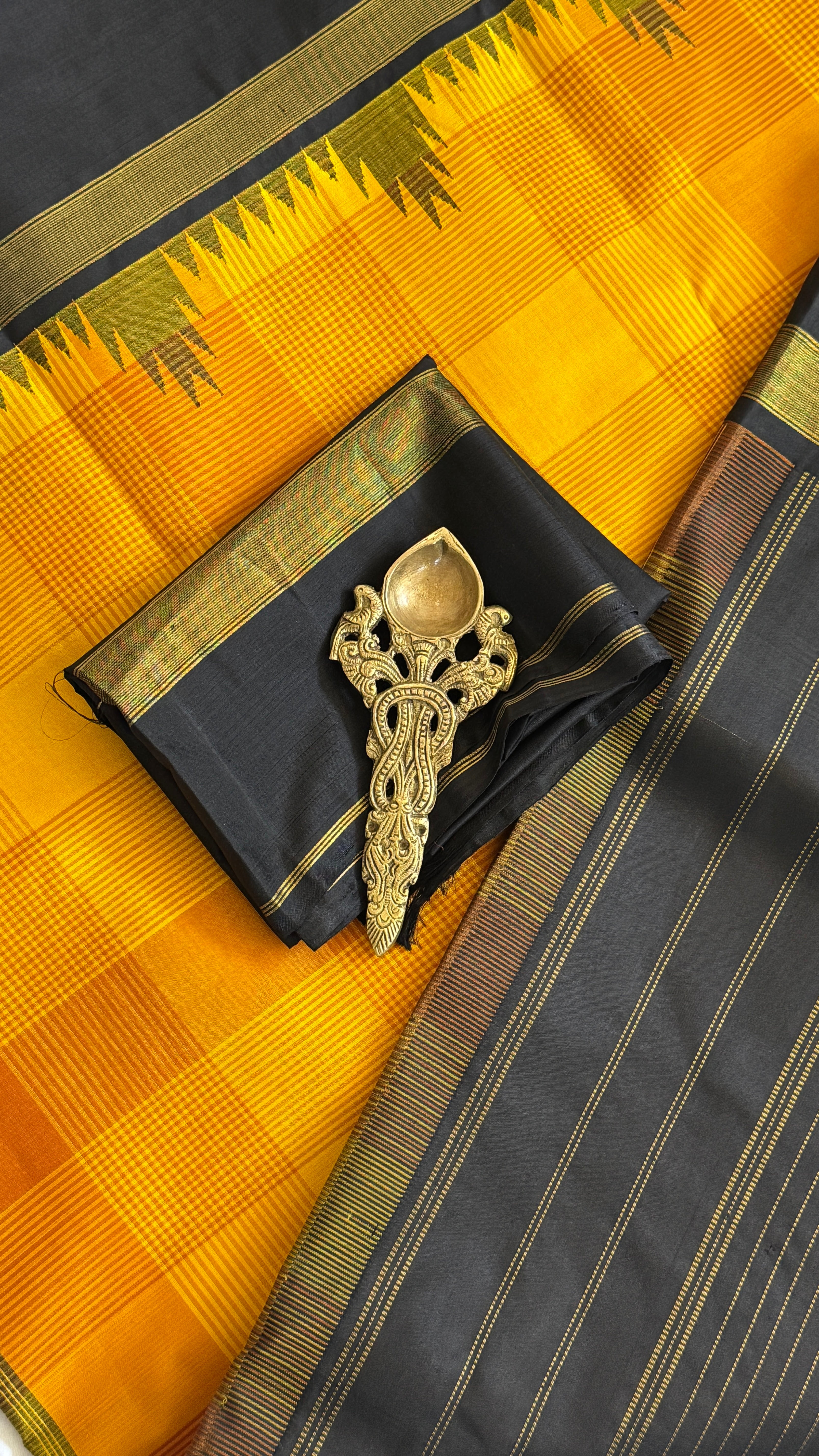 Kanjeevaram Handloom Pure Silk Kattam Saree